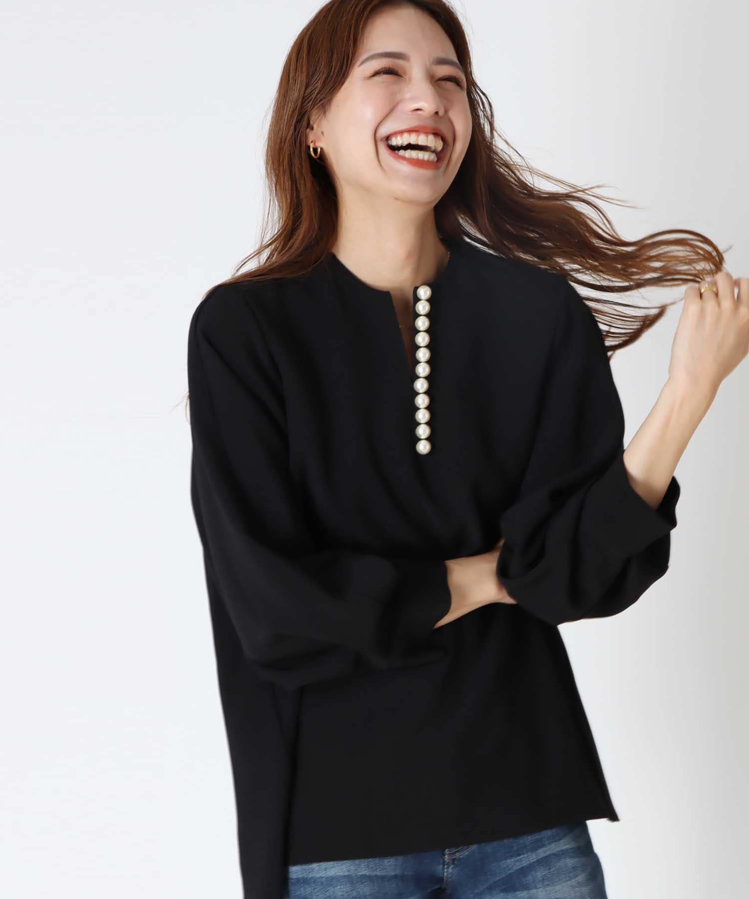 パール付キーネックブラウス | ＆ON JIONE STORE（アンドオン）ジオン商事公式オンラインストア