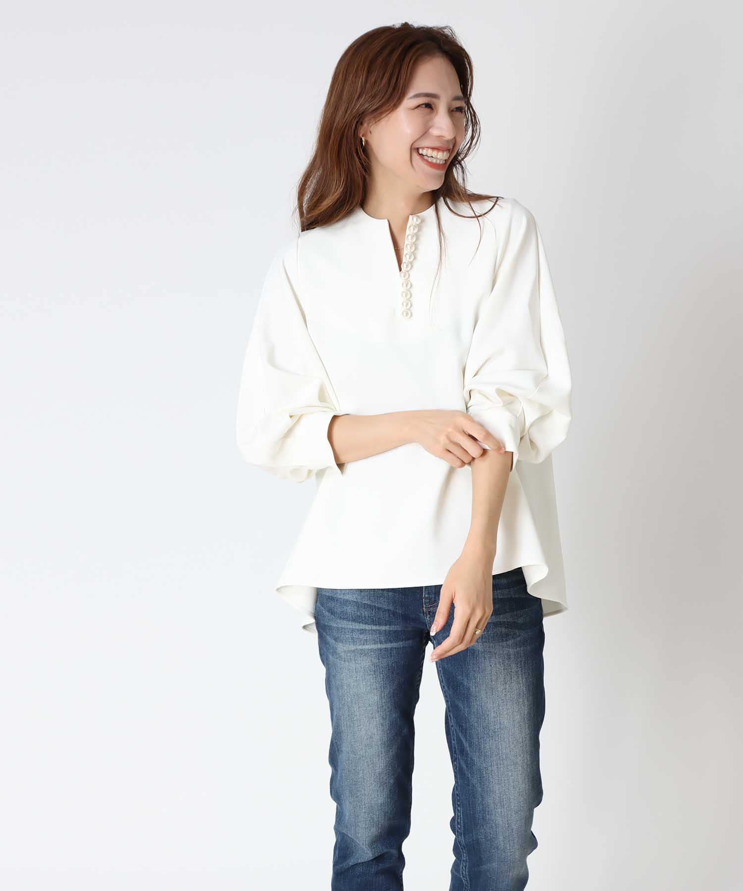 パール付キーネックブラウス | ＆ON JIONE STORE（アンドオン）ジオン商事公式オンラインストア