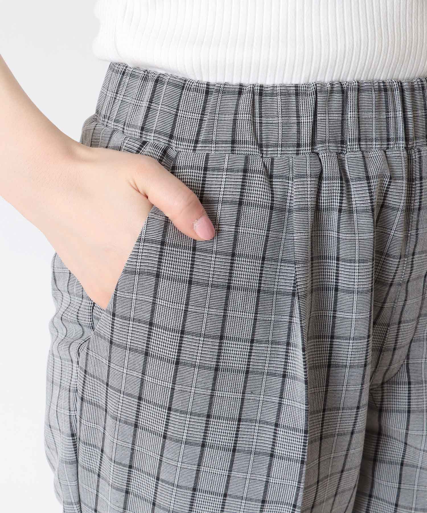 チェック柄タックテーパードパンツ