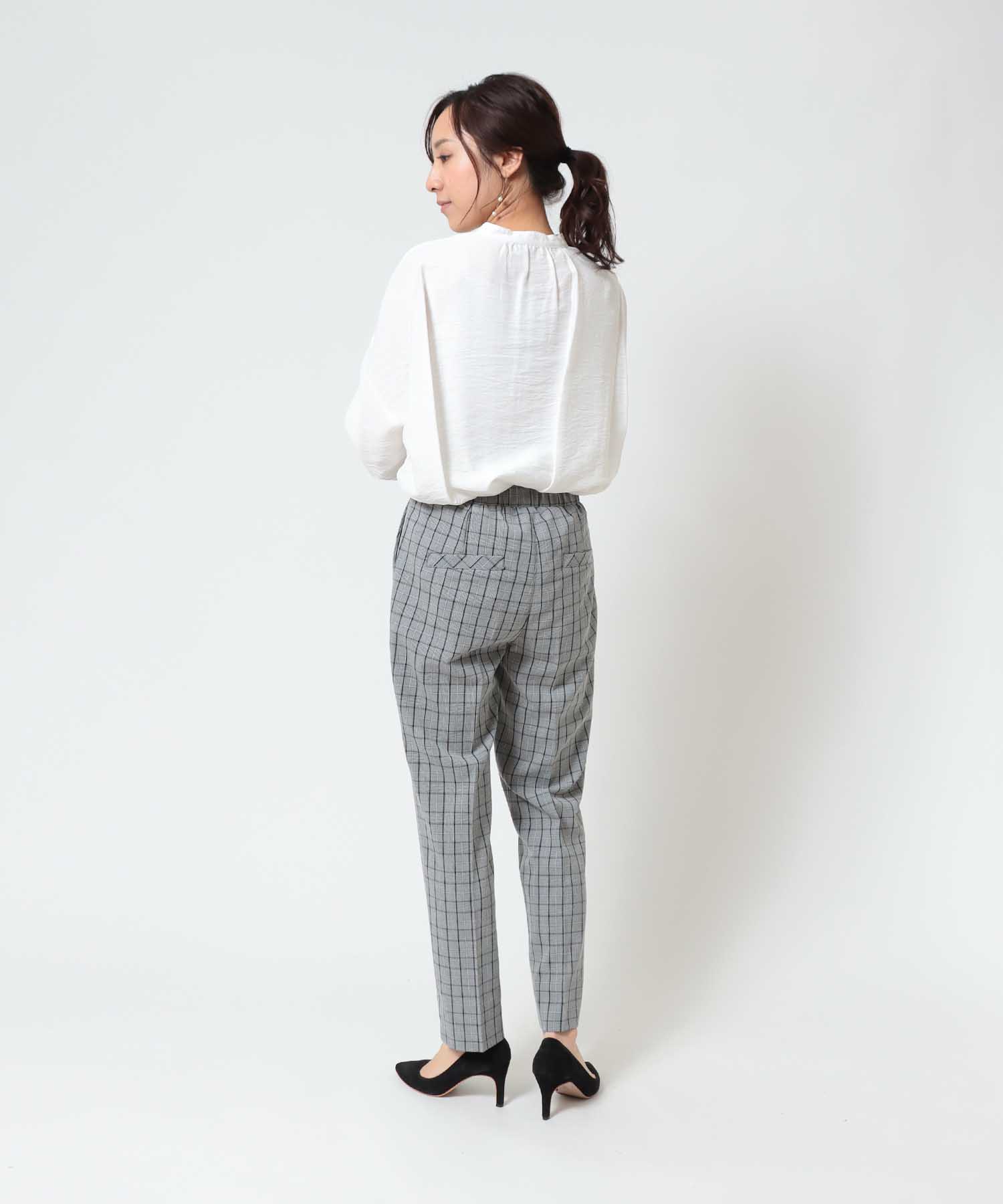 チェック柄タックテーパードパンツ