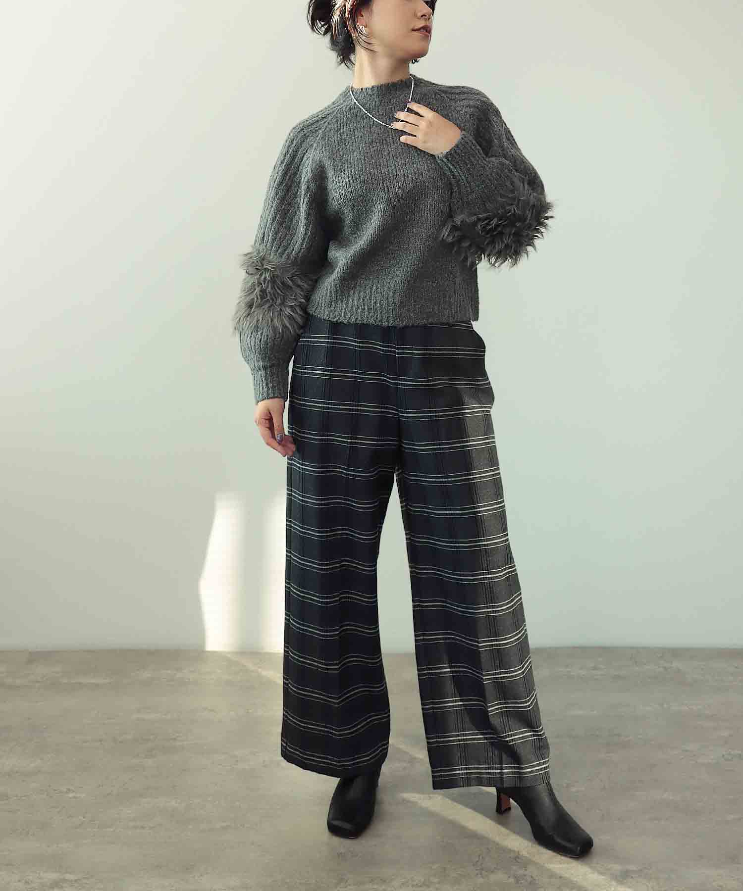 ファースリーブクロップドニット