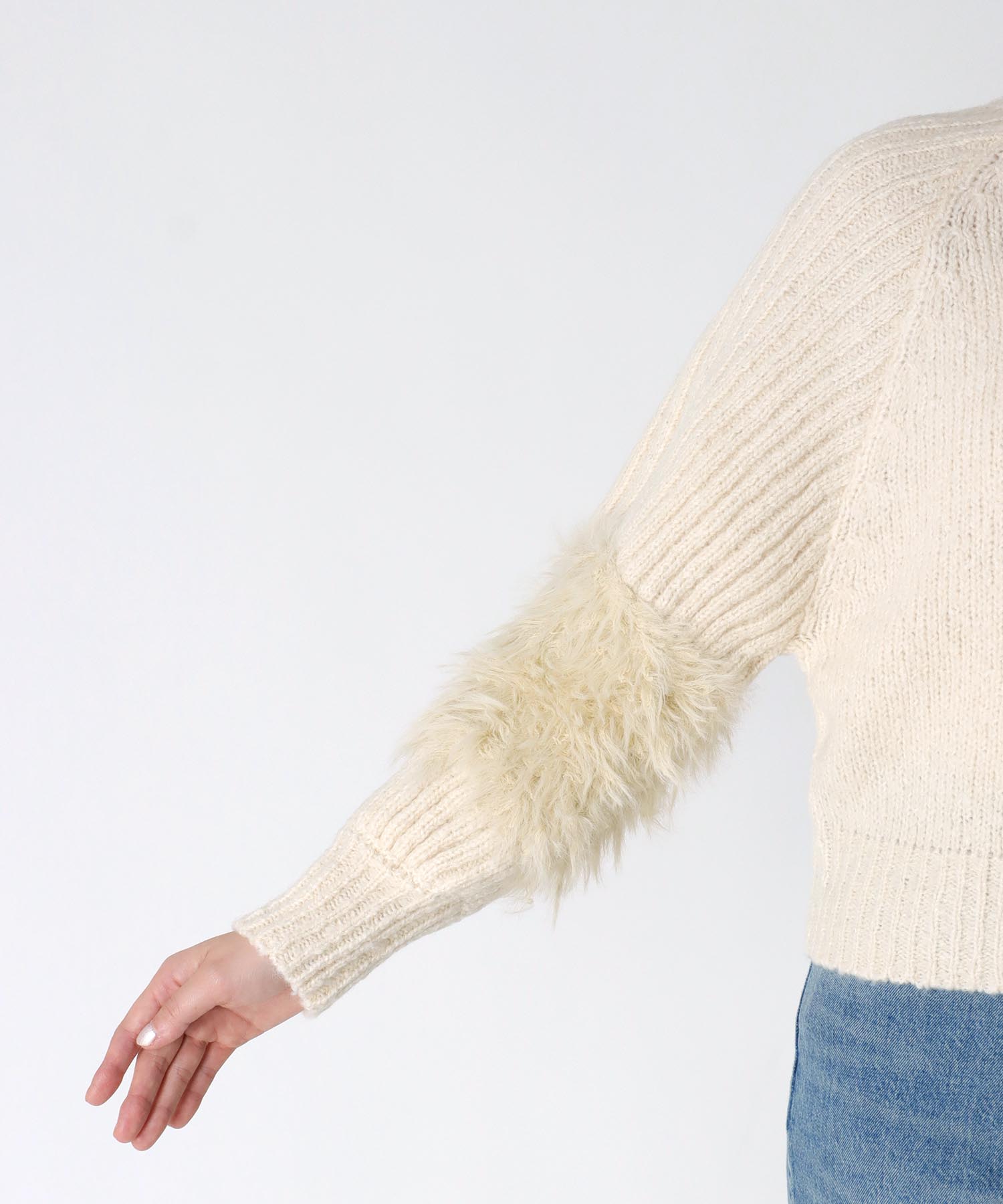 ファースリーブクロップドニット