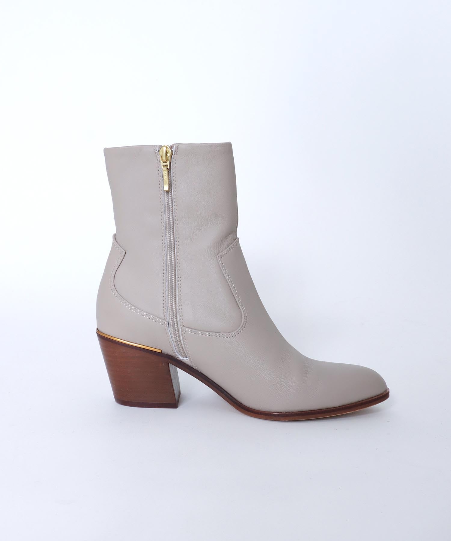 ウエスタンショートブーツ