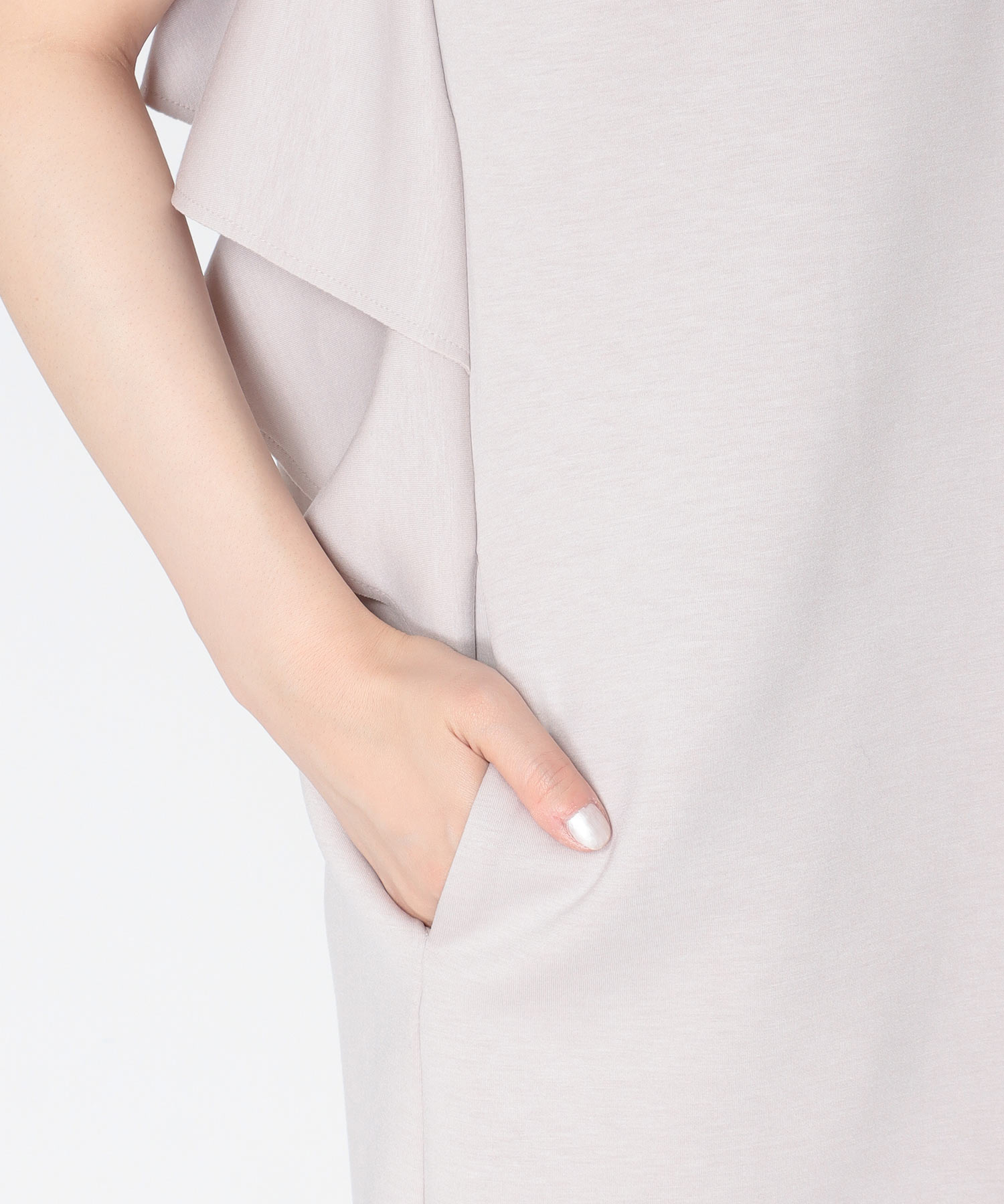 エアクッション ロング アシメフリルベスト