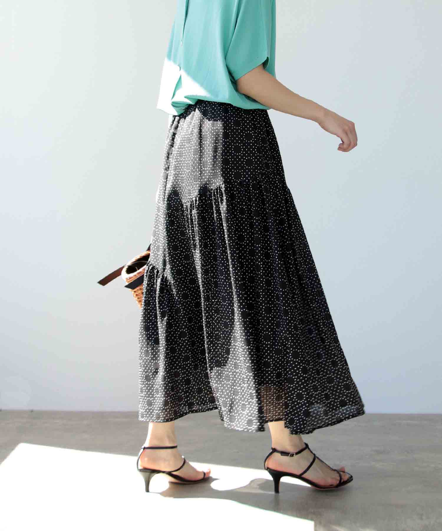 サークルドットティアードスカート | AND ON JIONE STORE（アンドオン  