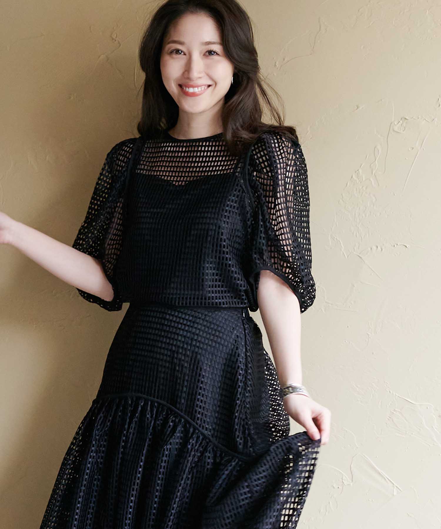 メッシュパフスリーブトップス