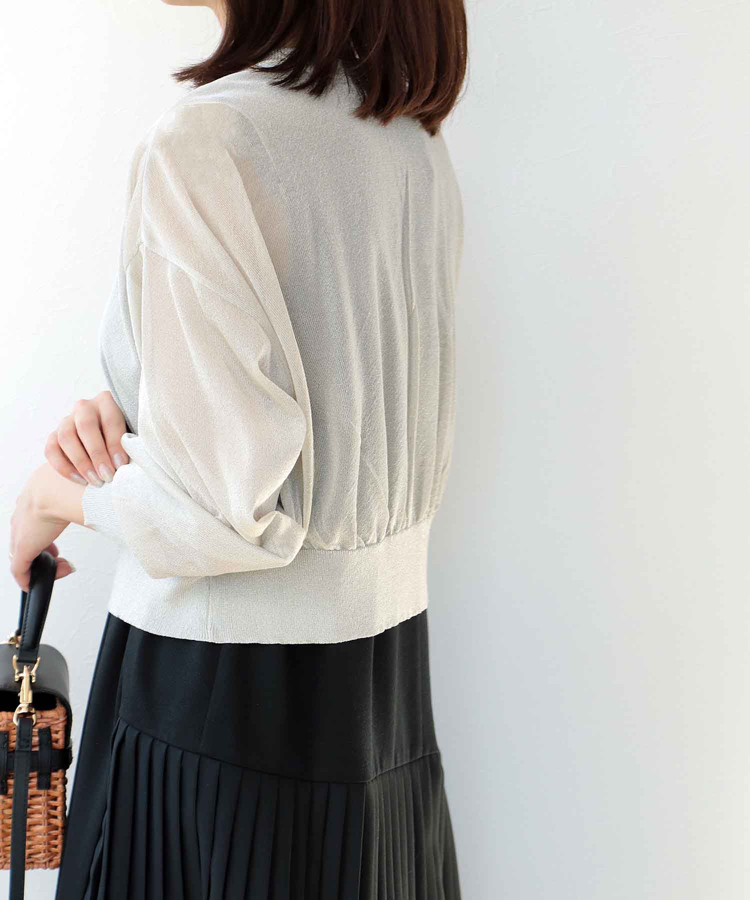 クルーネックシアーラメカーディガン | AND ON JIONE STORE
