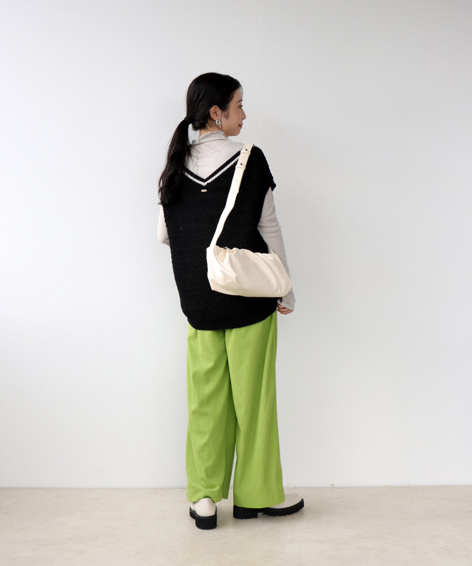 ストレッチコーデュロイイージーパンツ