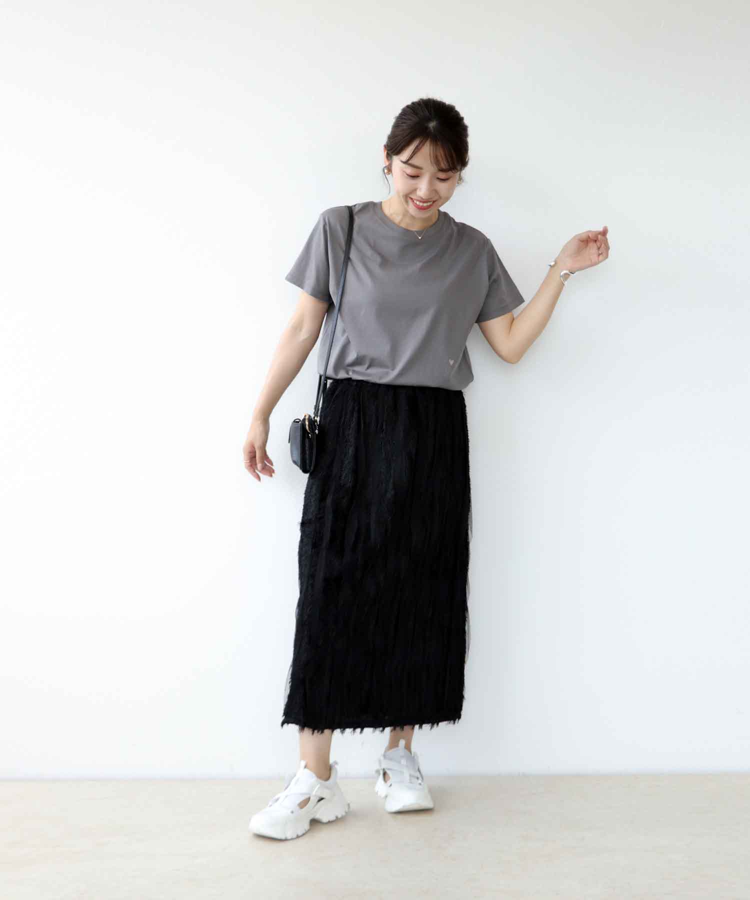 ハート刺繍Tシャツ