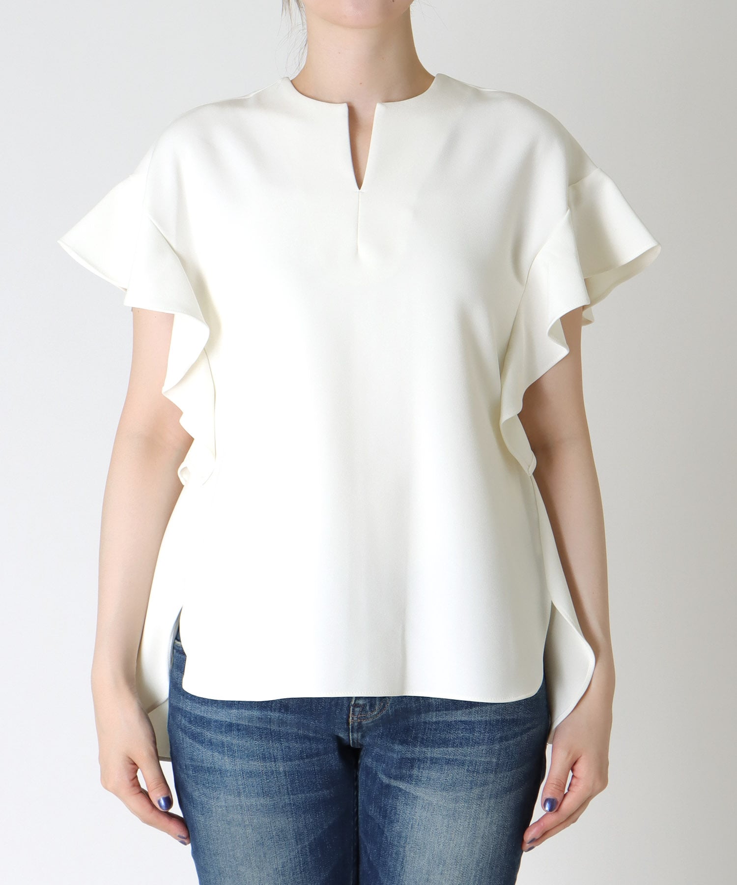 ラッフルスリーブスキッパーブラウス | AND ON JIONE STORE