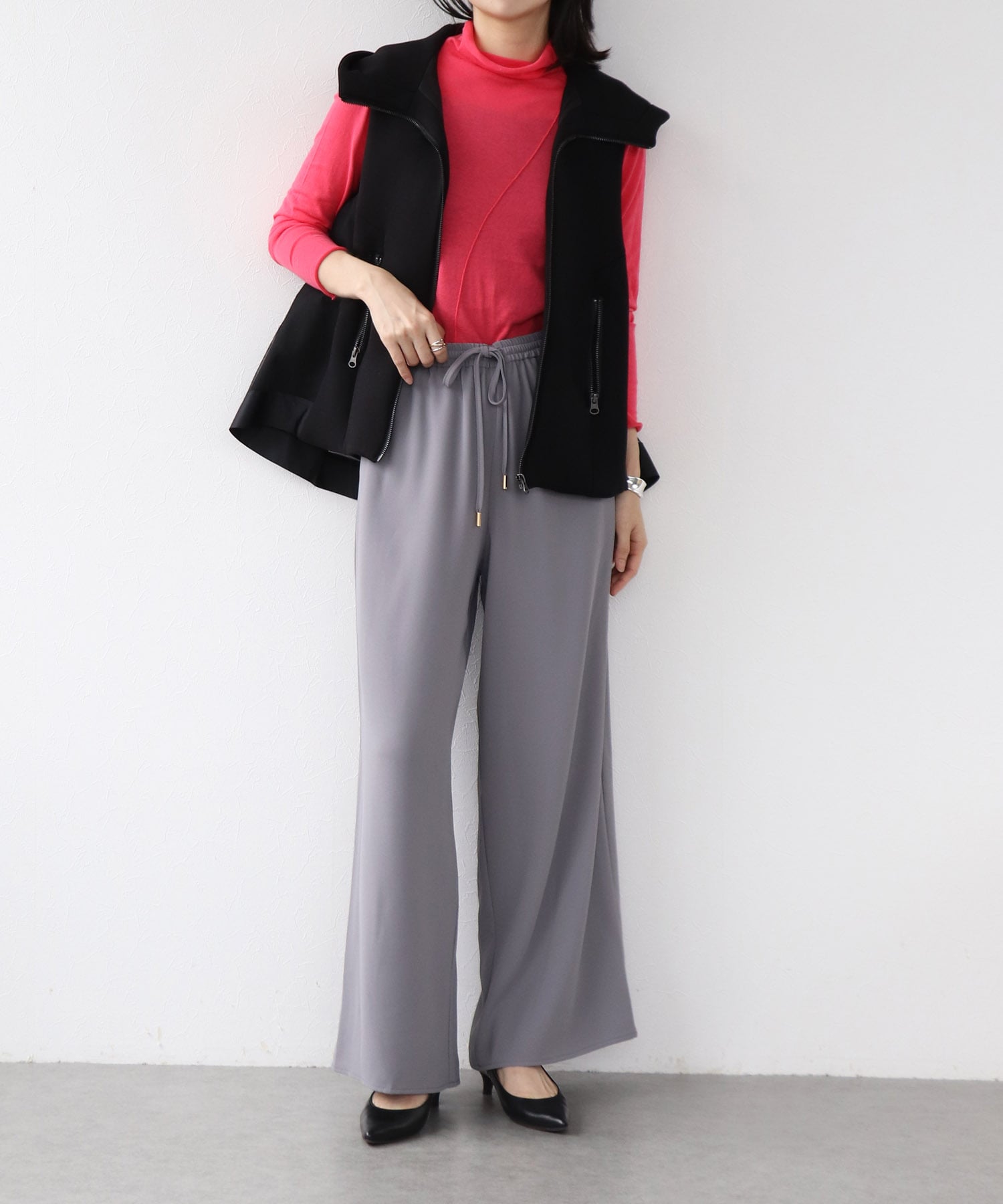 ダンボール異素材切替バックチュールベスト