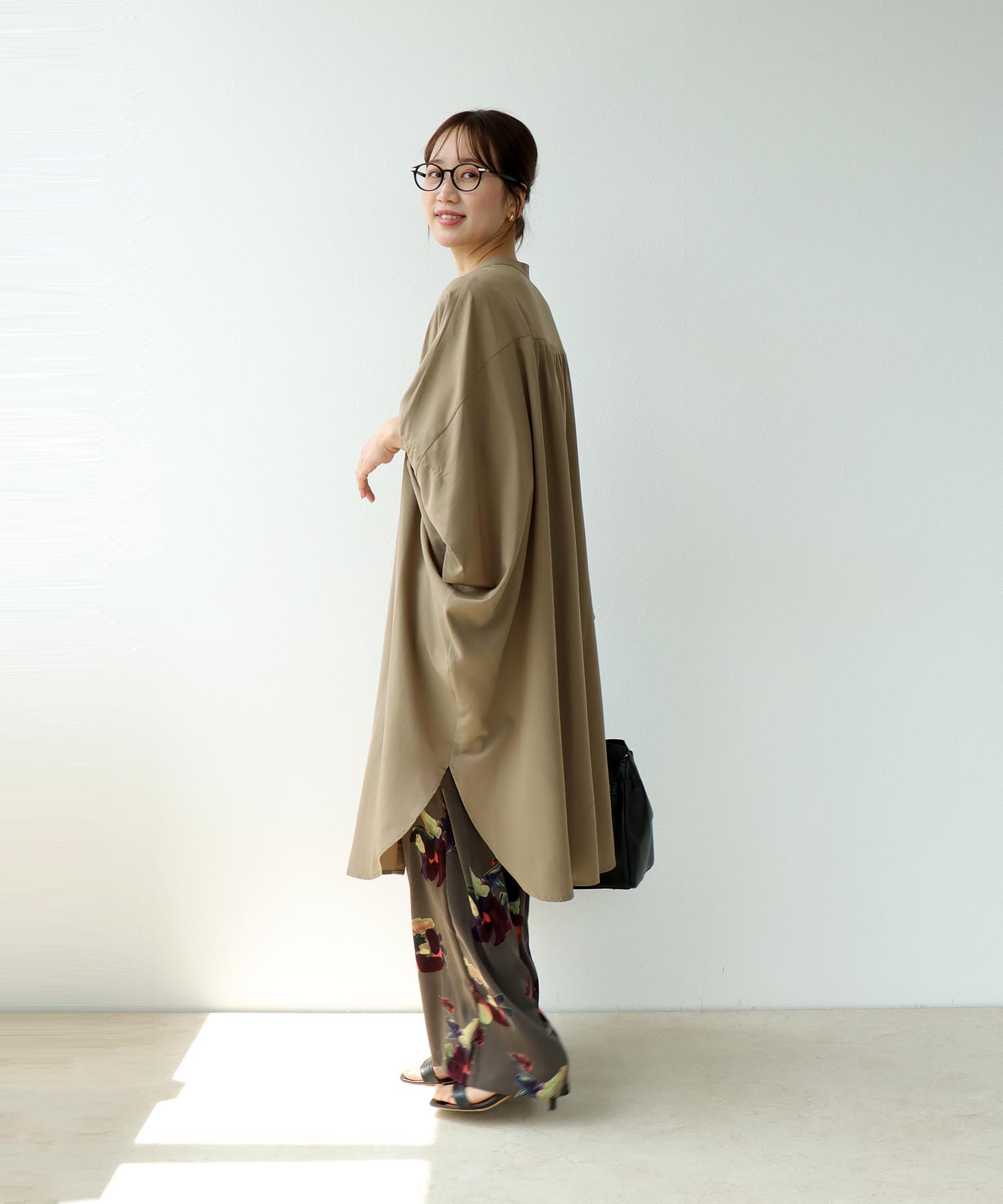 ドレープロングシャツ