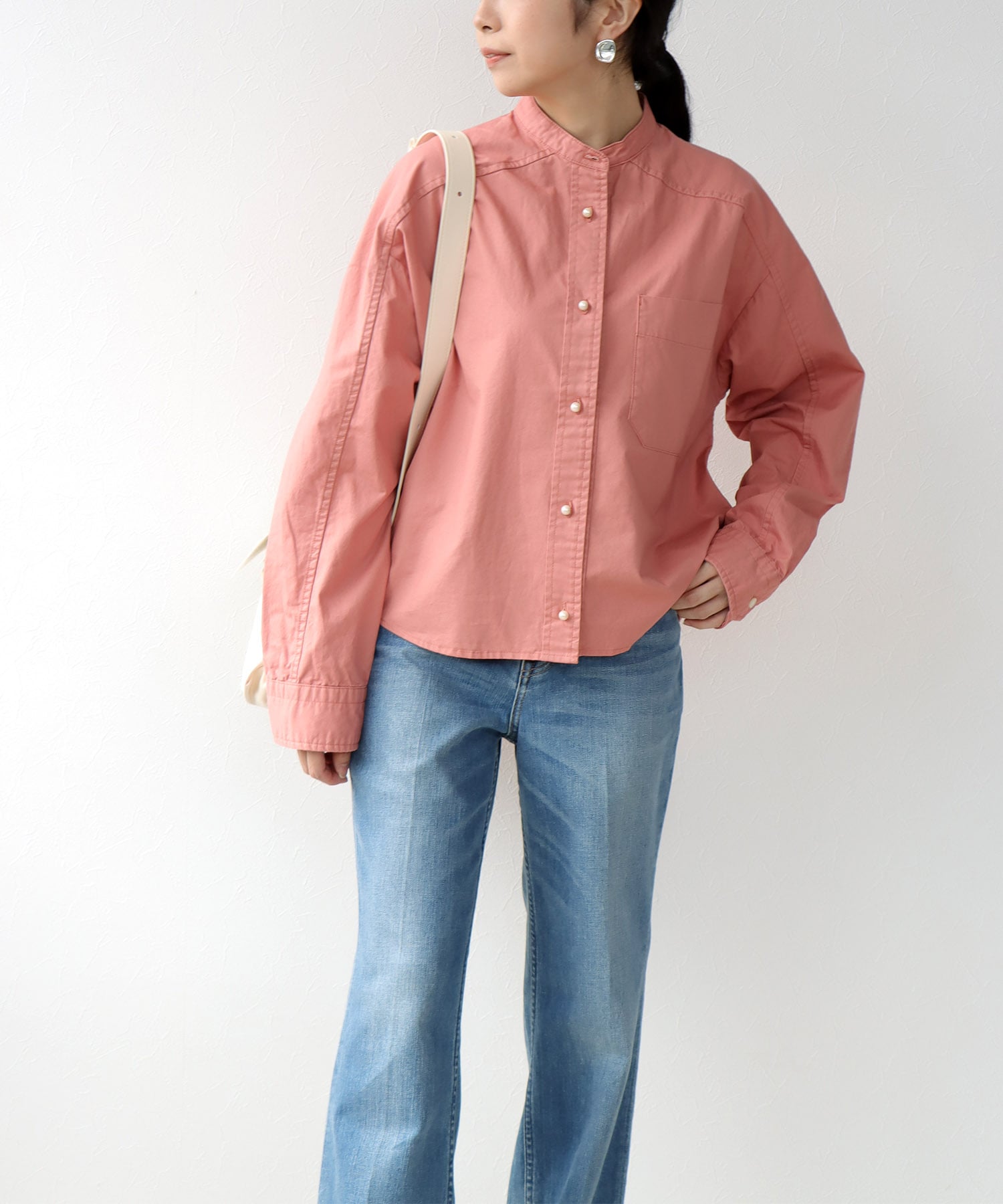 綿ツイル ノーカラーシャツブラウス