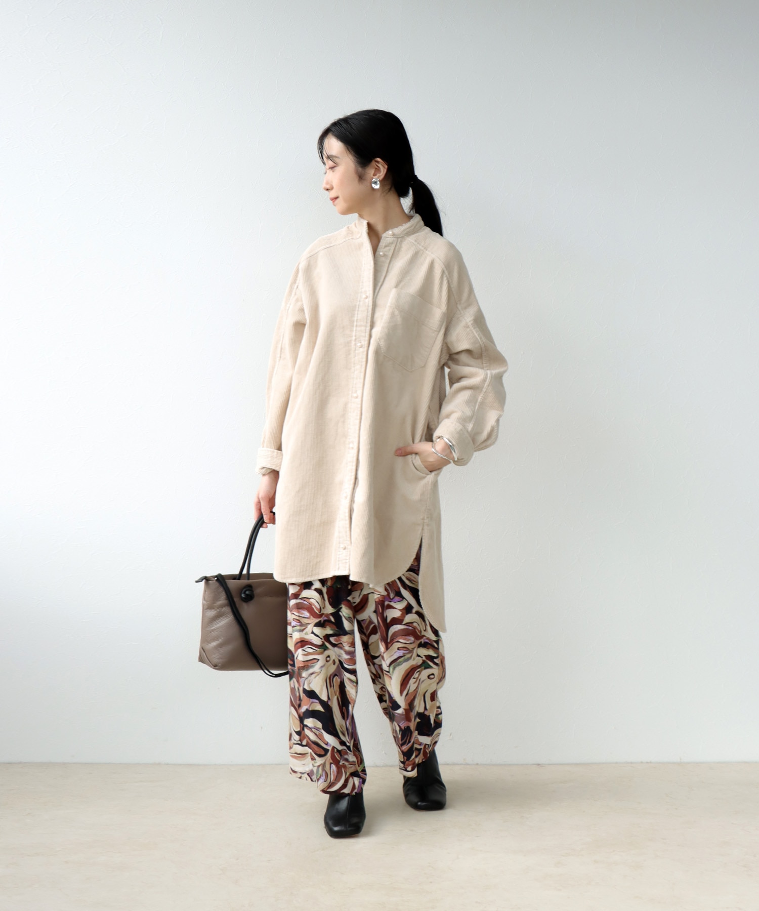 コーデュロイ ノーカラーシャツ