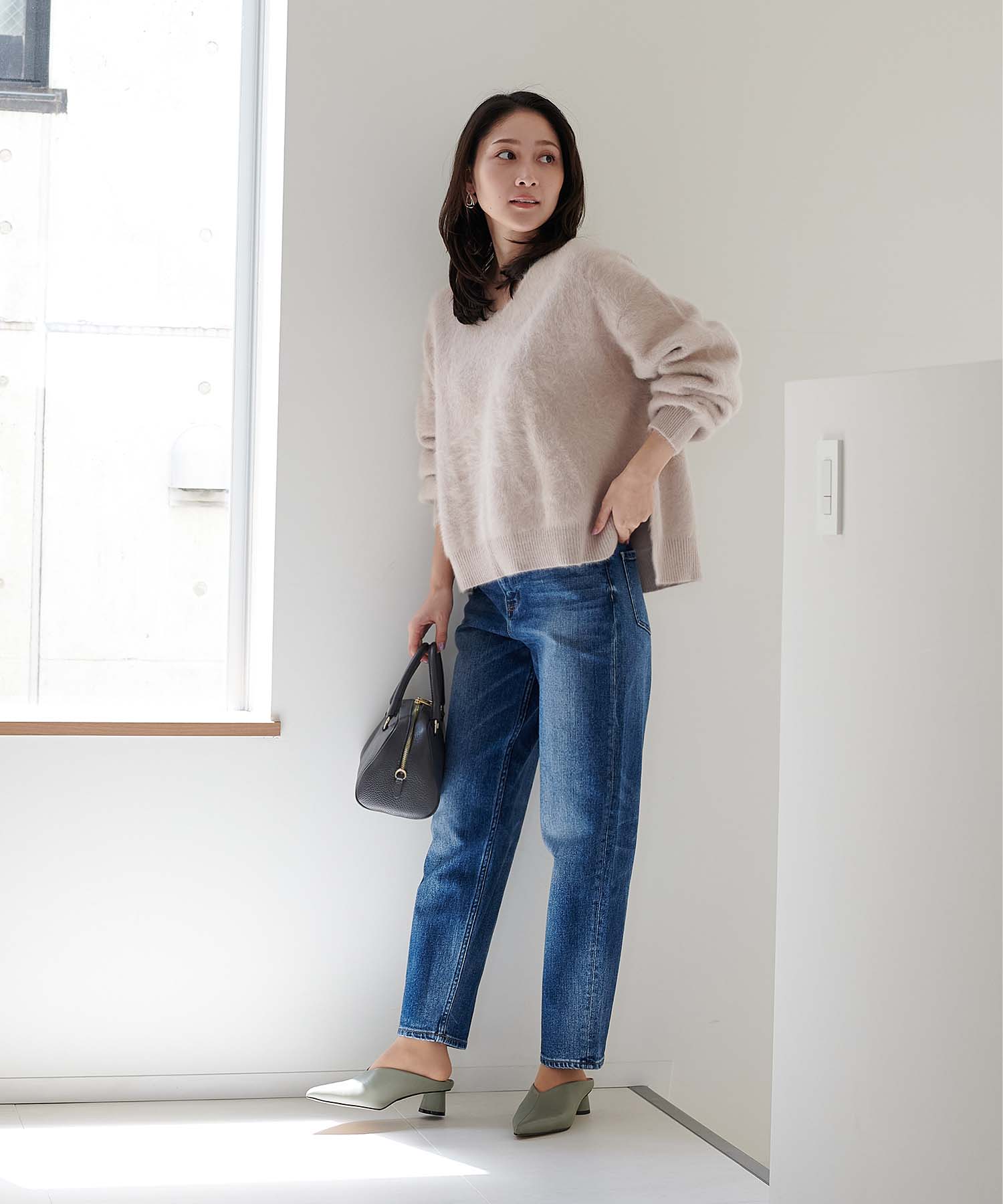 ポインテッドトゥミュール