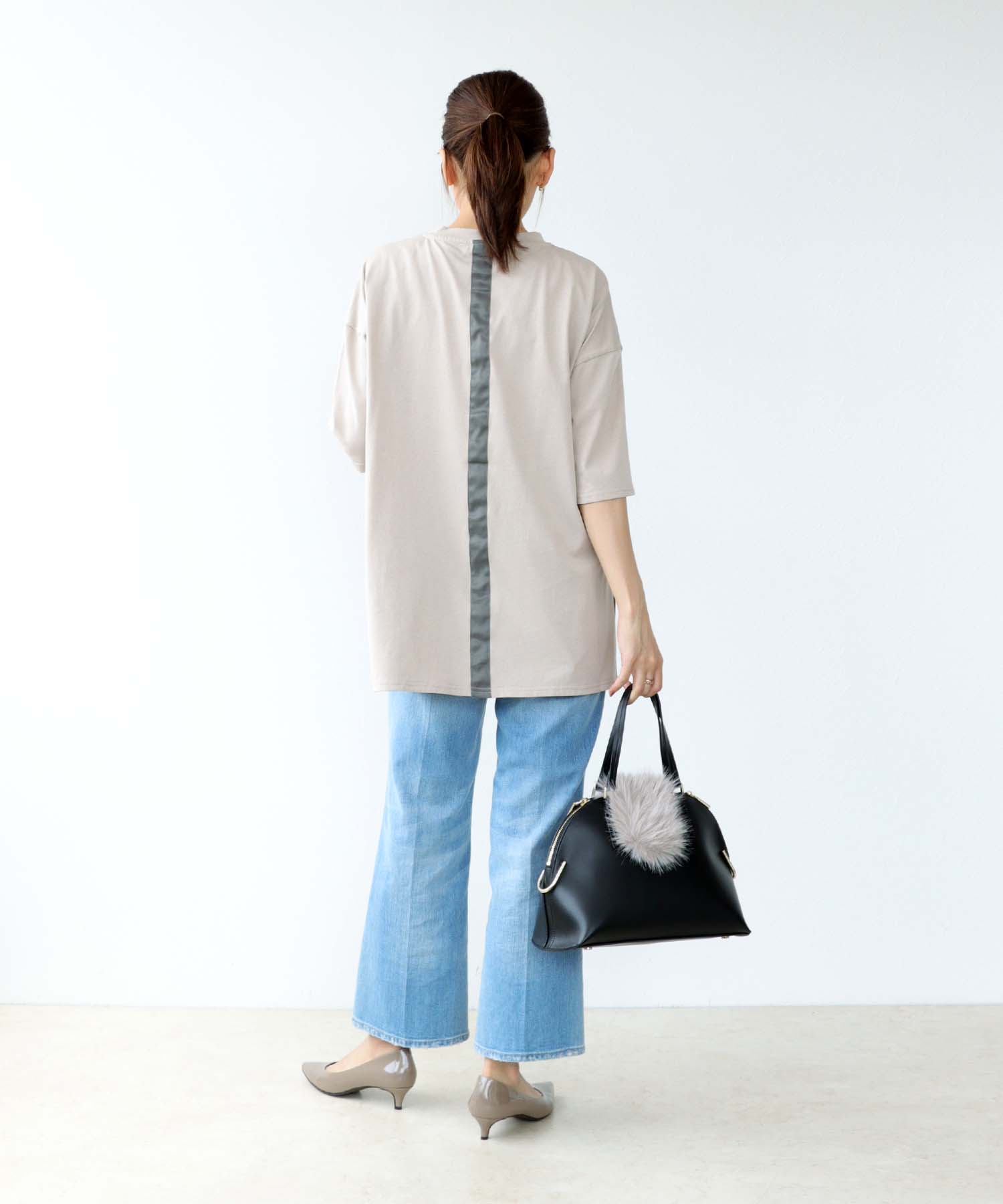 エンボスロゴ バックテープ Tシャツ