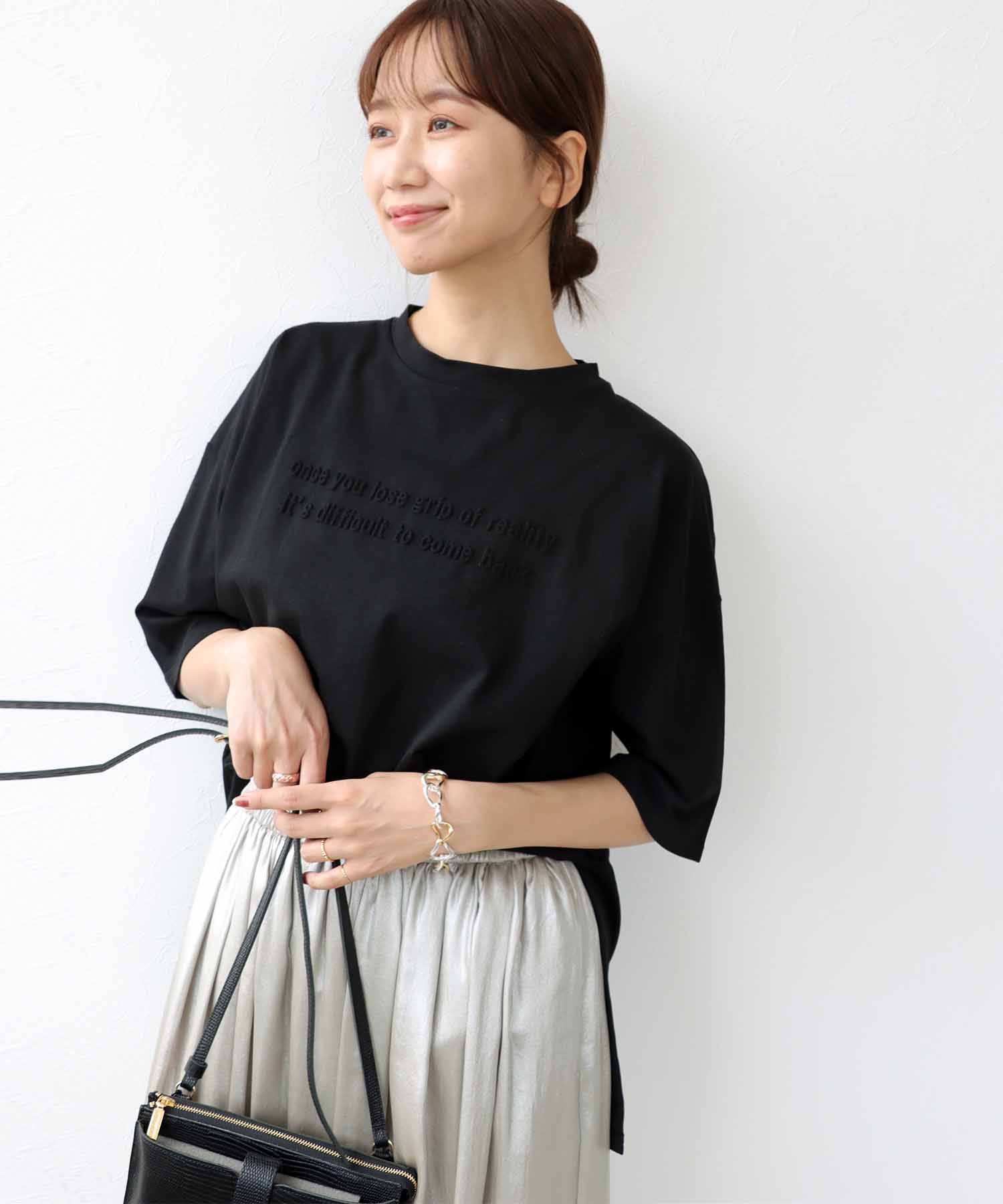 エンボスロゴ バックテープ Tシャツ