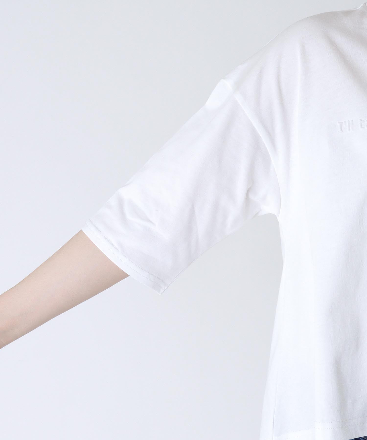 エンボスロゴショート丈Tシャツ