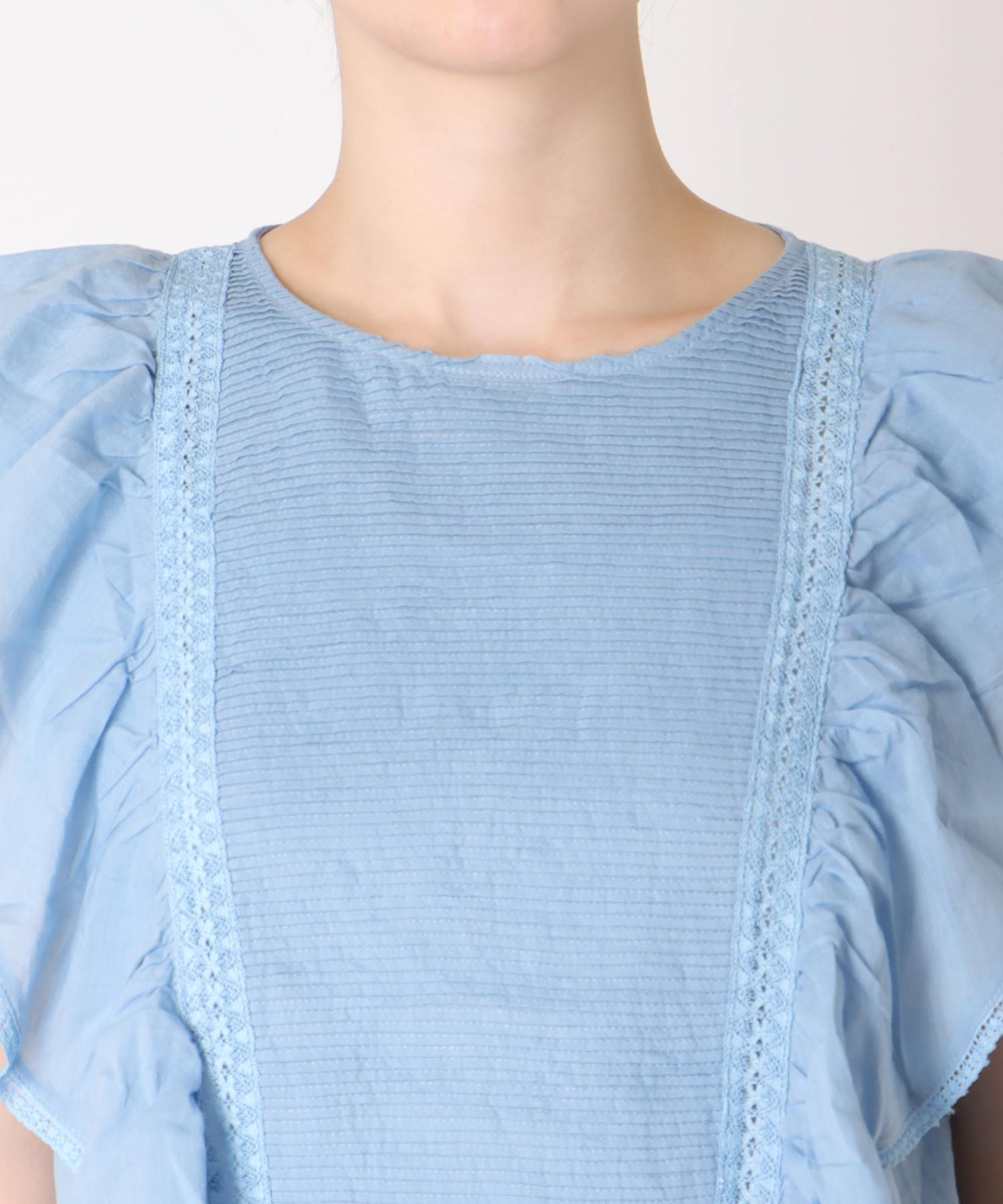 インド刺繍ラッフルブラウス