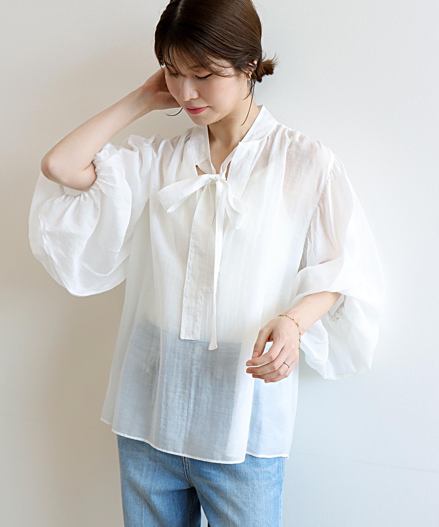 ボウタイボリュームスリーブブラウス