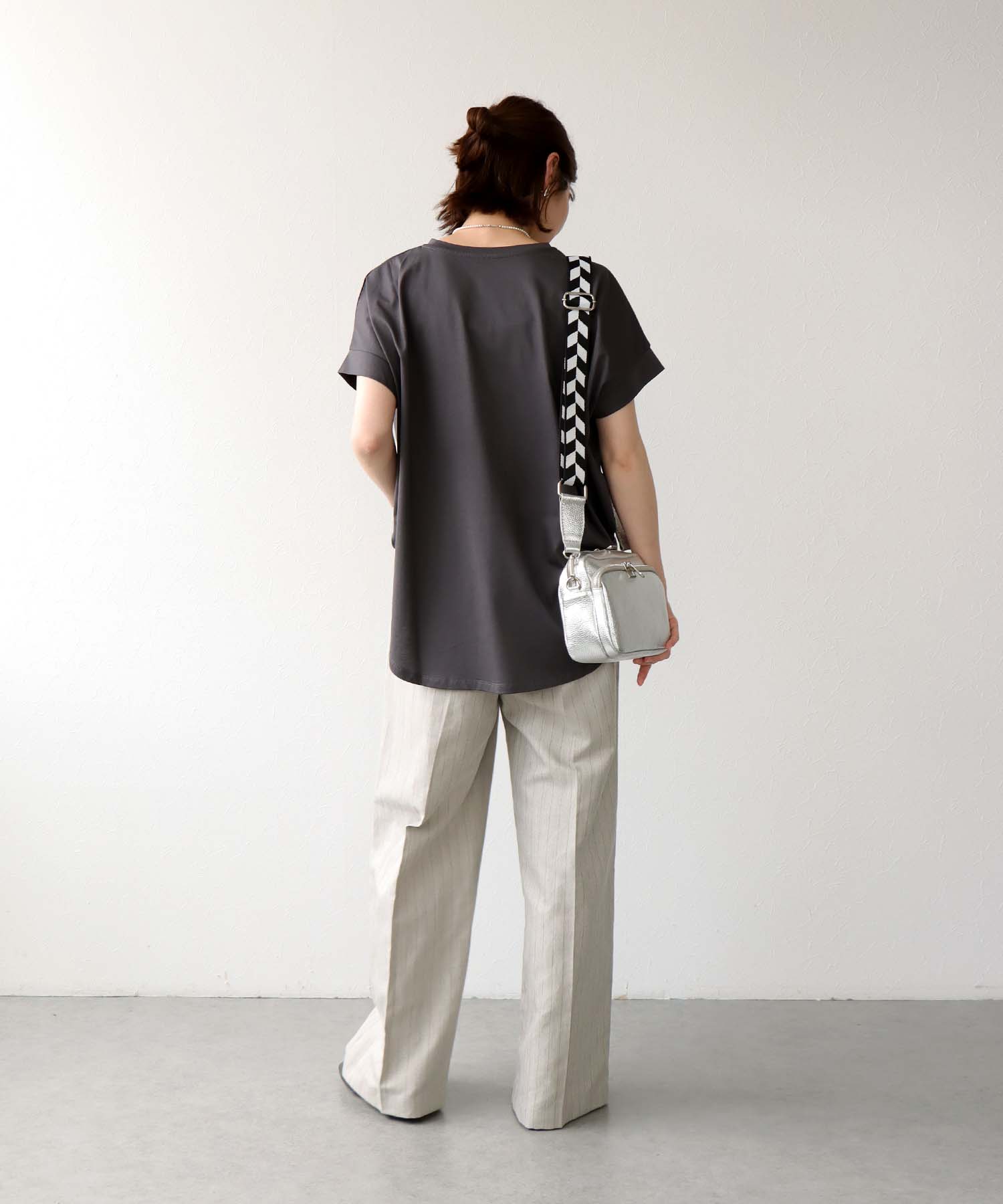 HE BLAH.ロゴTシャツ