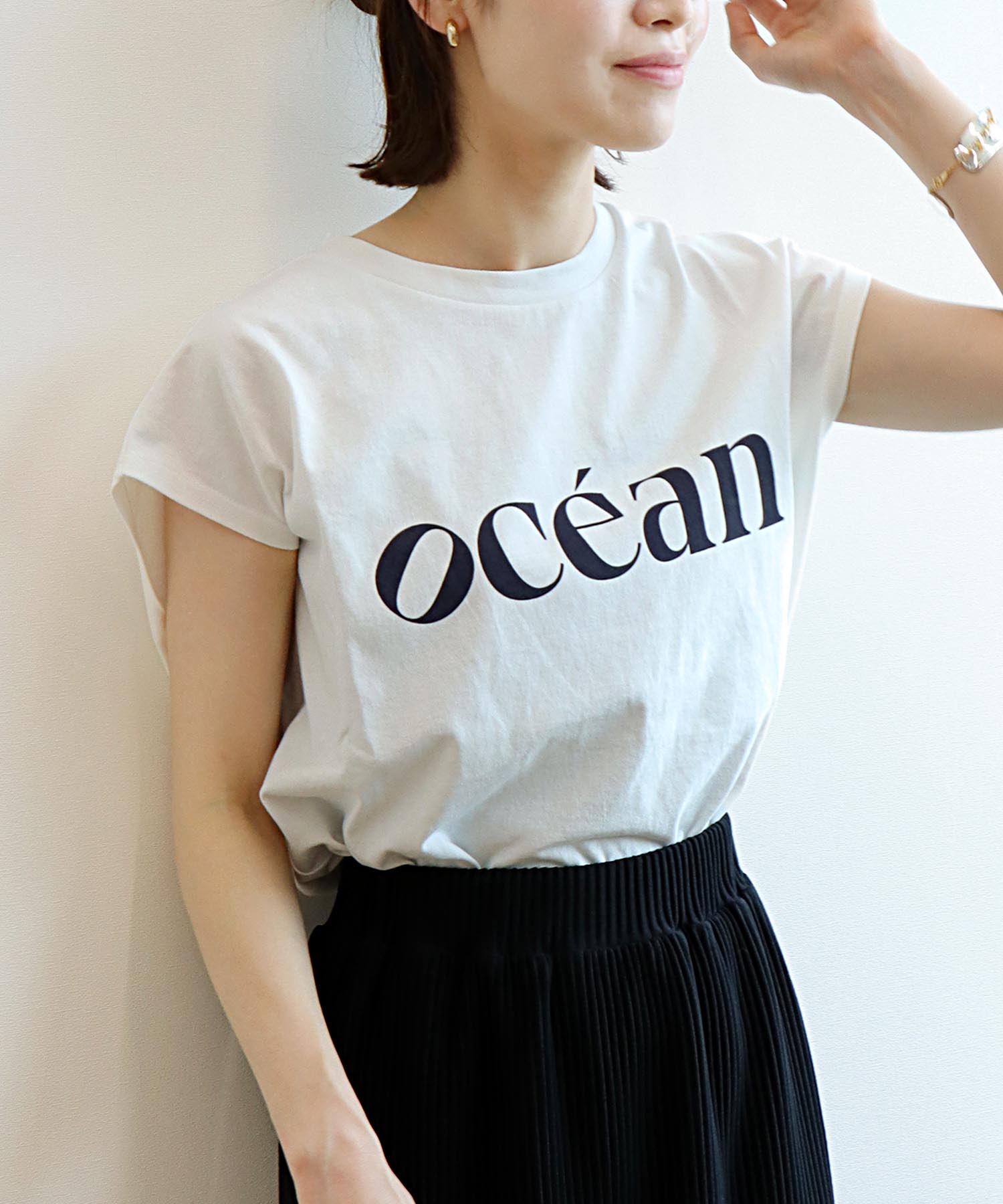 シンプルロゴフレンチＴシャツ