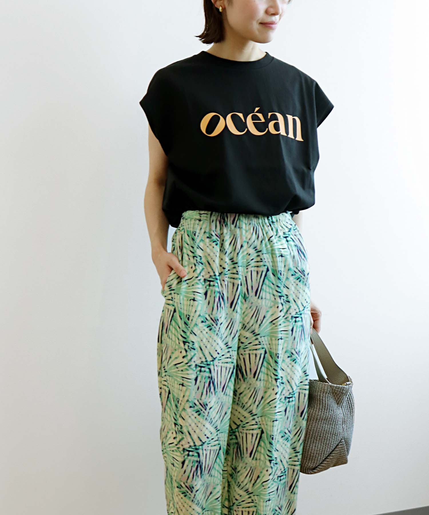 シンプルロゴフレンチＴシャツ