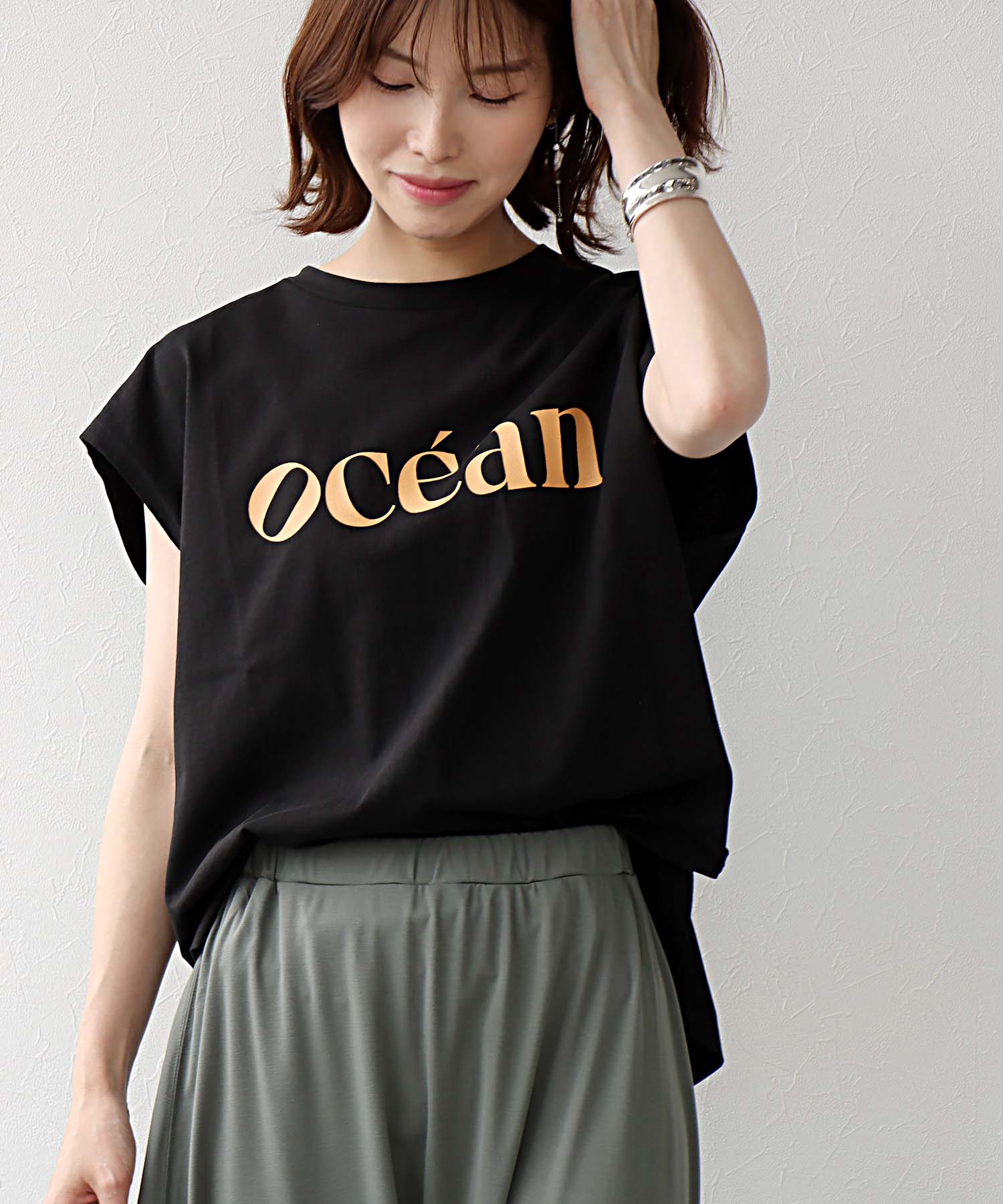 シンプルロゴフレンチＴシャツ