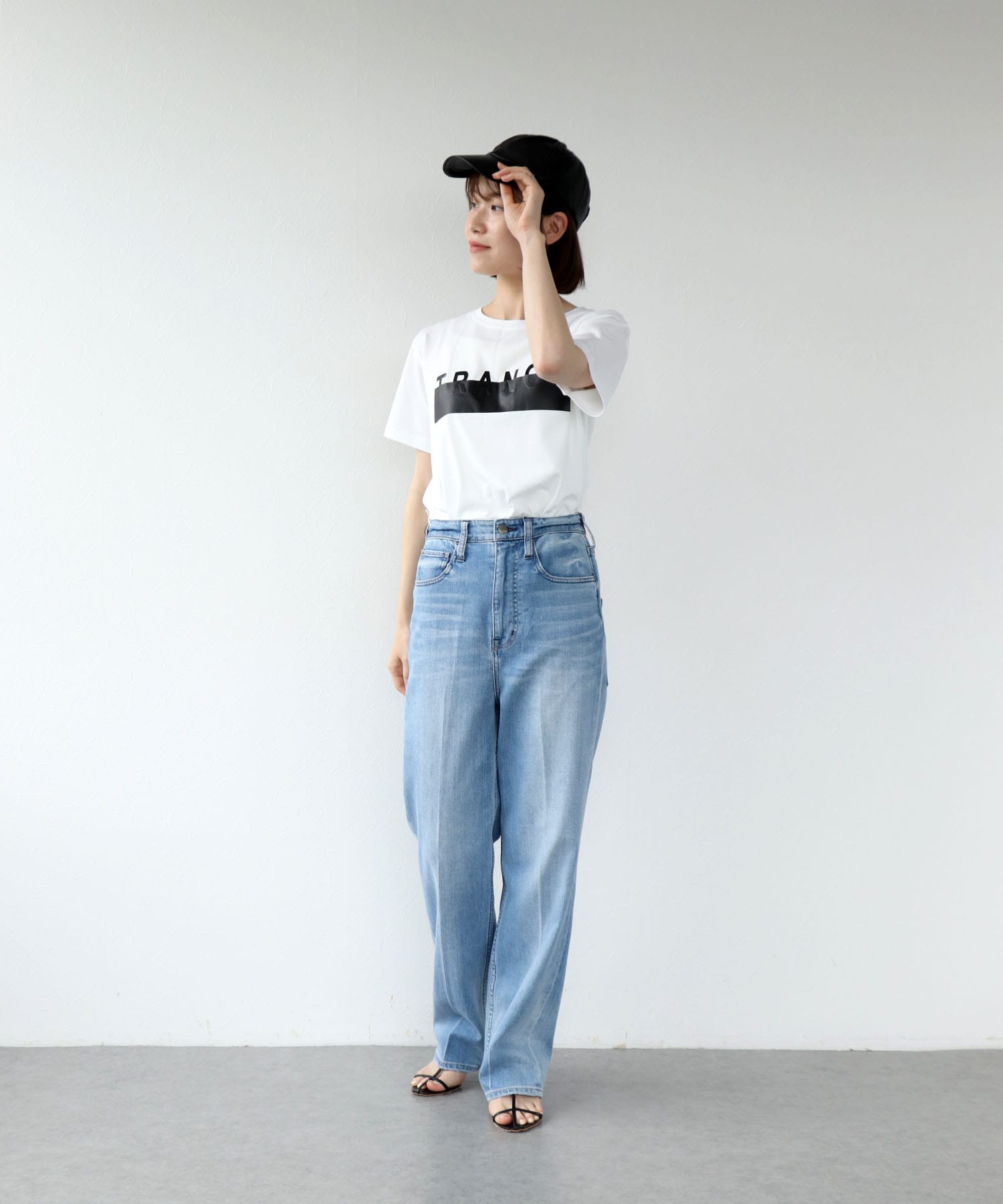 TRANOIプリントTシャツ