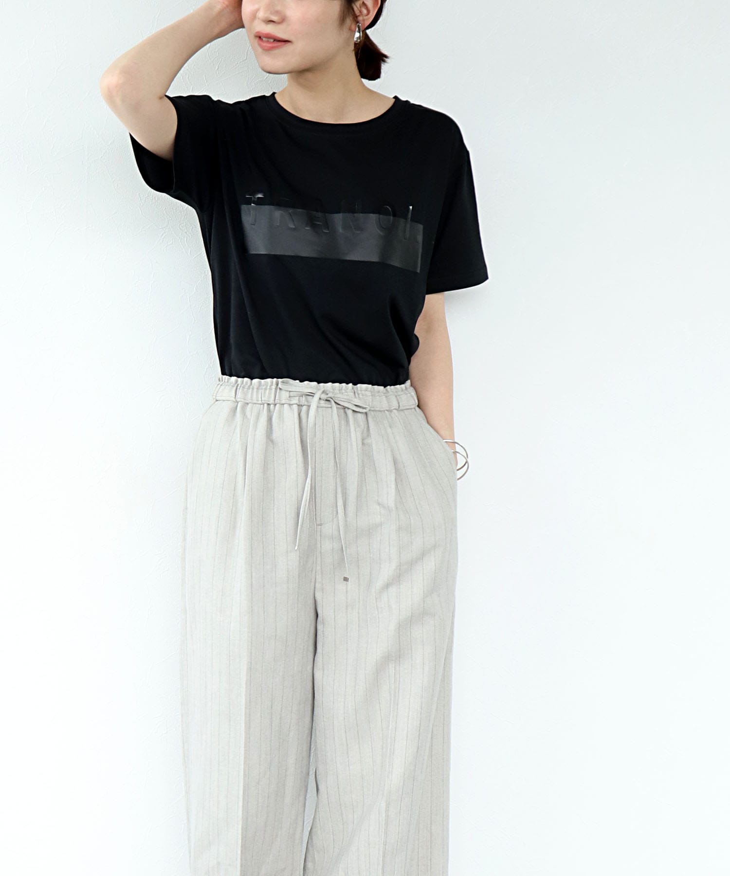 TRANOIプリントTシャツ