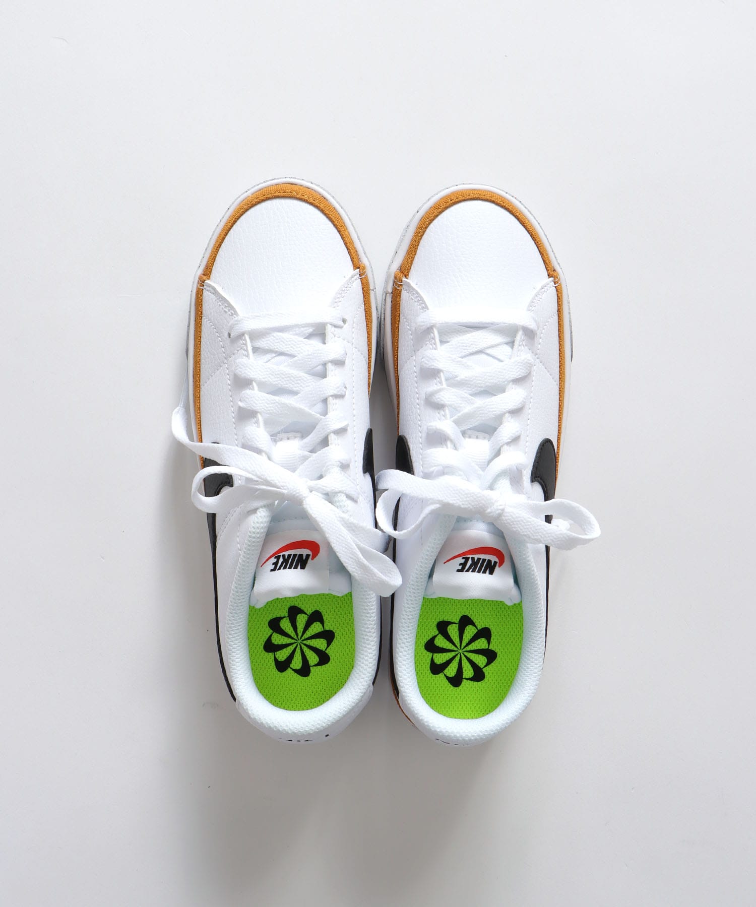 W COURT LEGACY NN DH3161【NIKE/ナイキ】