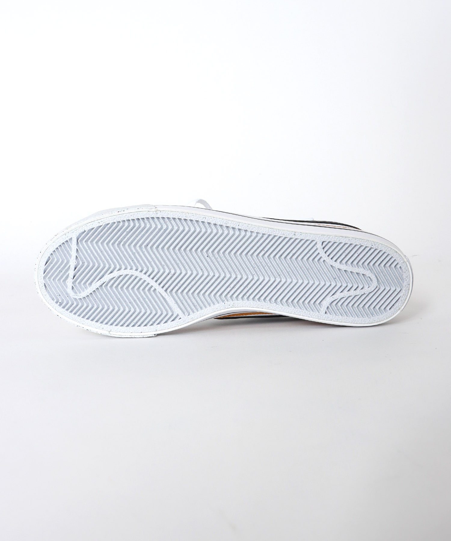 W COURT LEGACY NN DH3161【NIKE/ナイキ】
