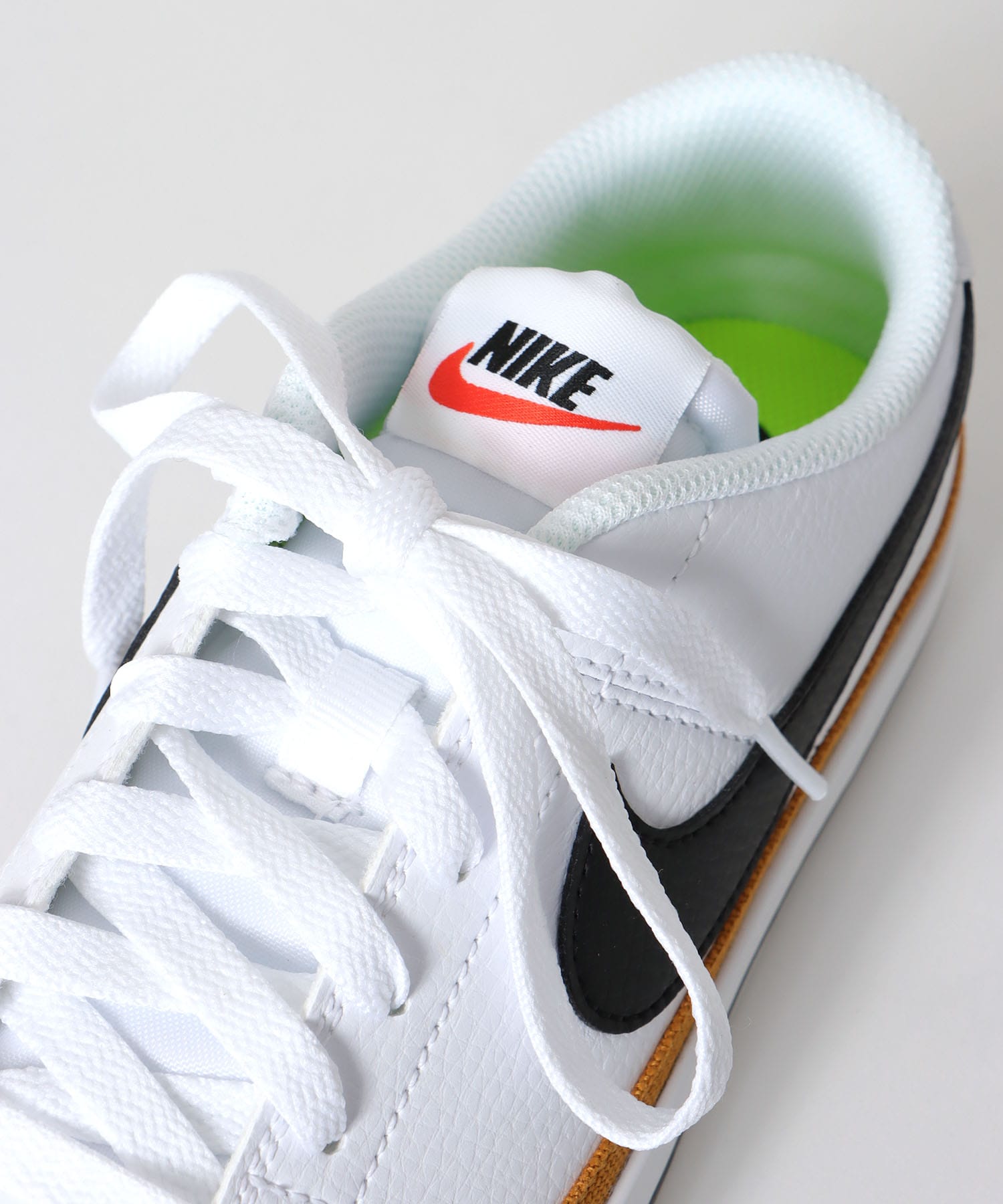 W COURT LEGACY NN DH3161【NIKE/ナイキ】