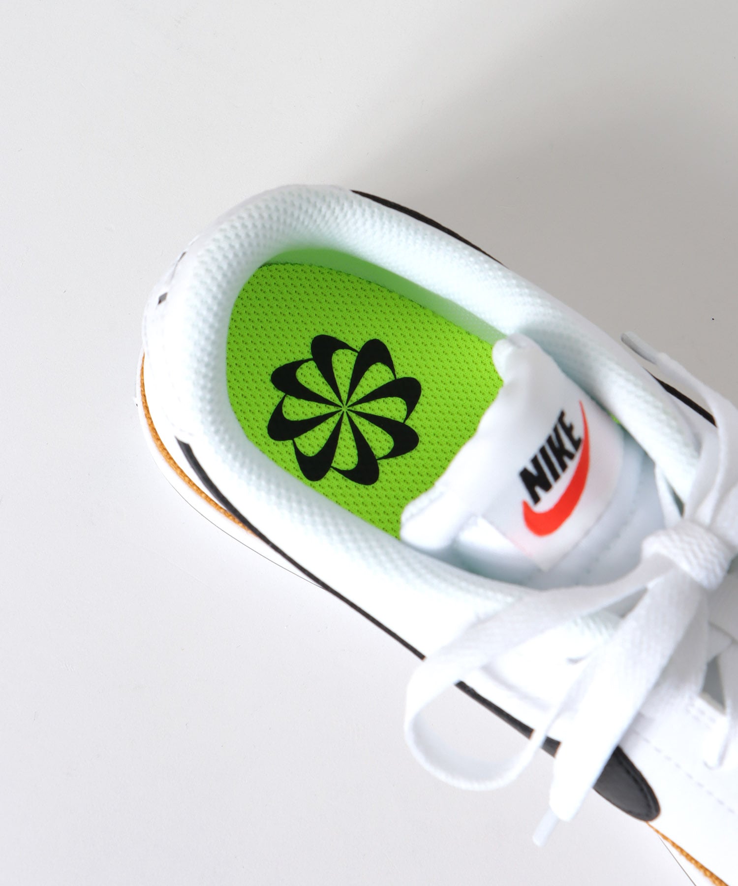 W COURT LEGACY NN DH3161【NIKE/ナイキ】