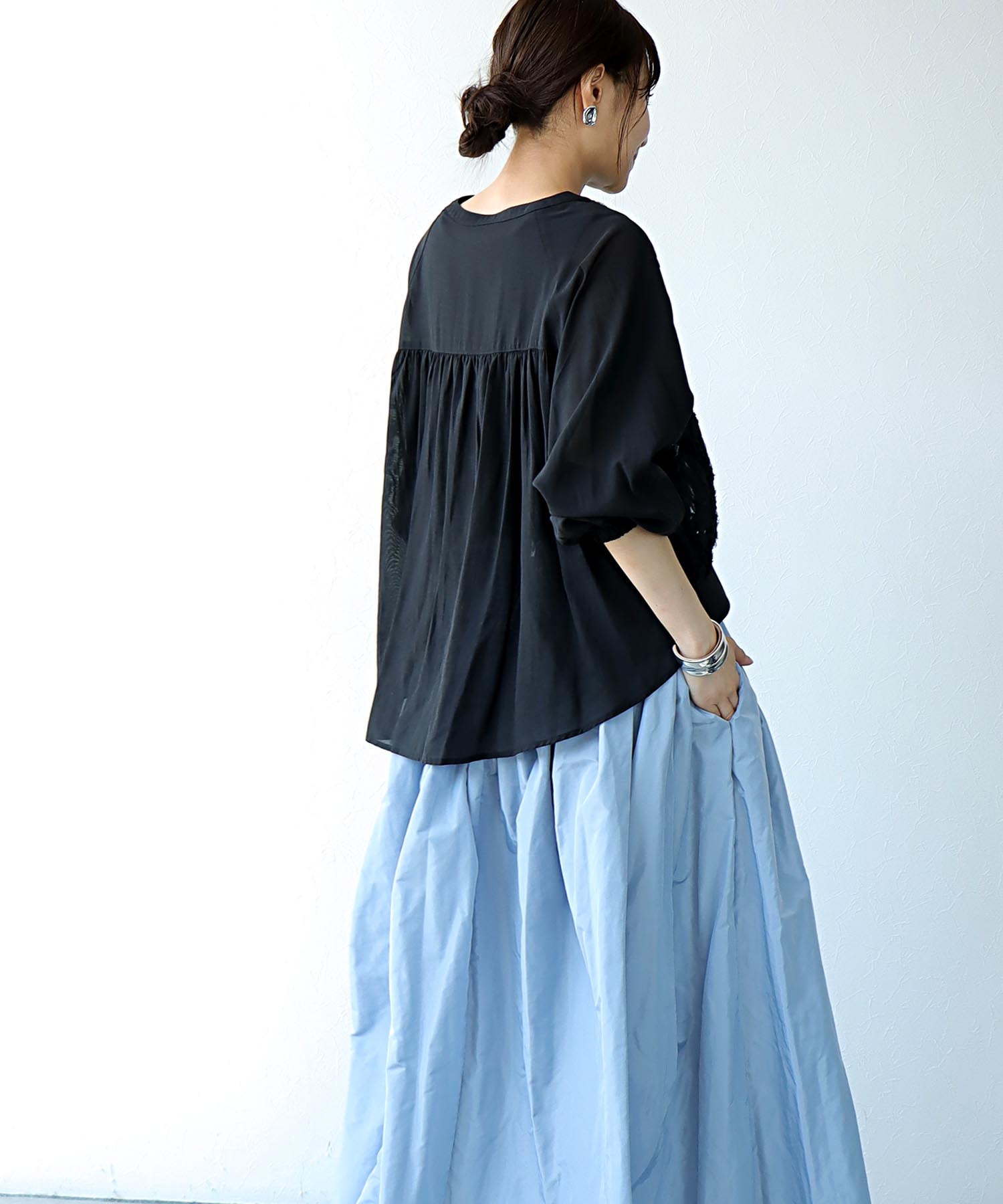 テープ刺繍レースカーディガン