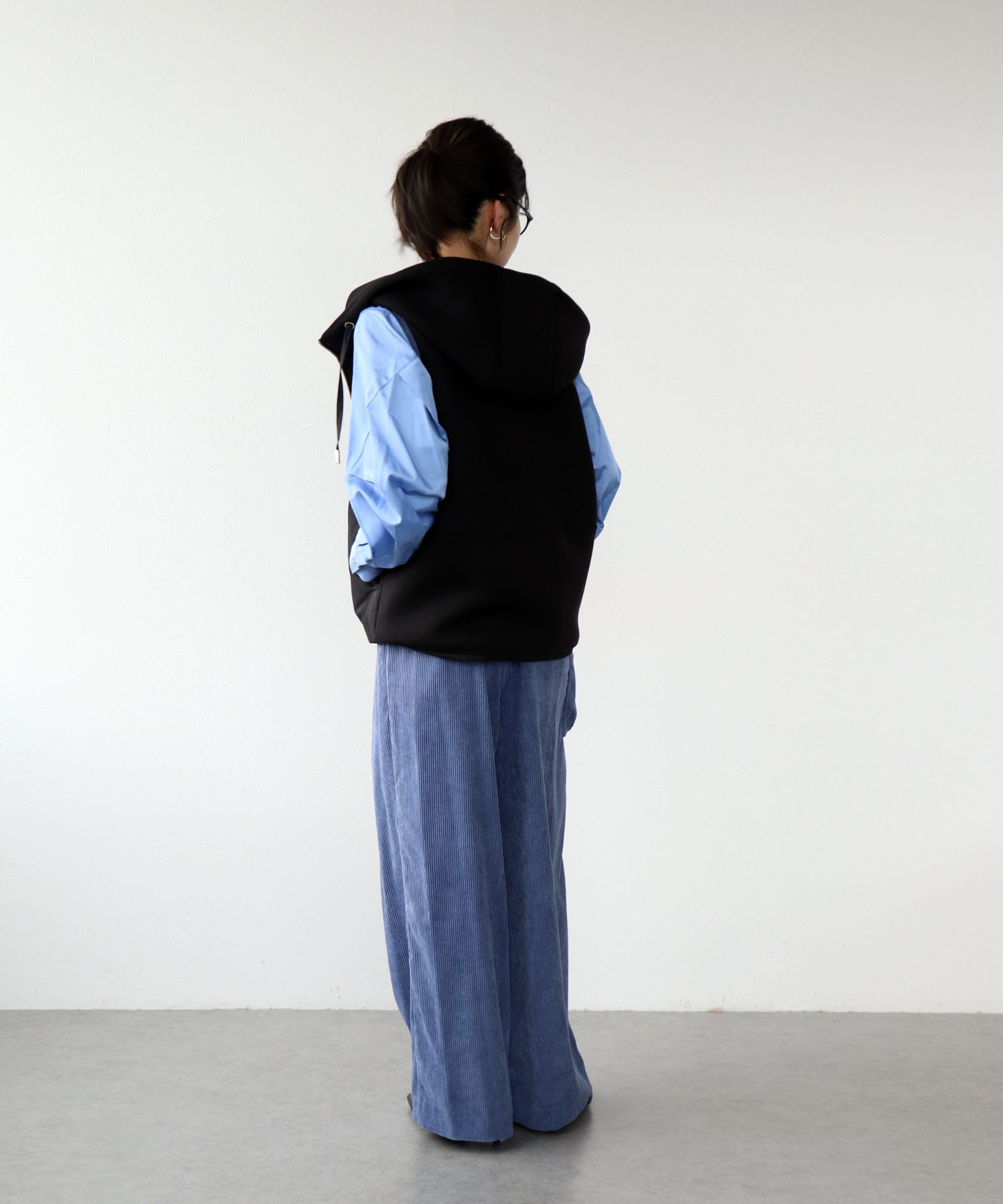 ステッチレスダウンベスト