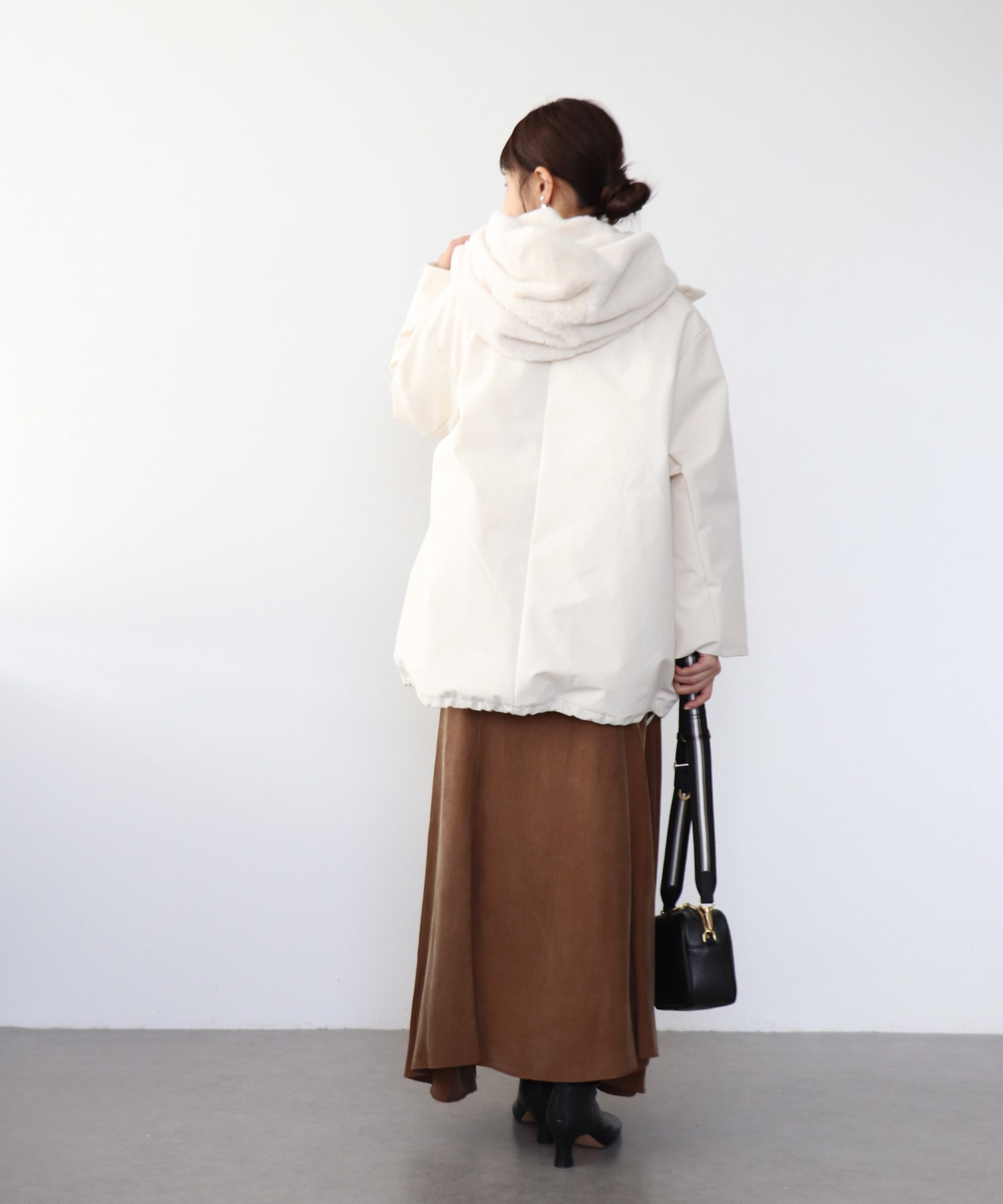 ステッチレス ライナー付きダウンジャケット