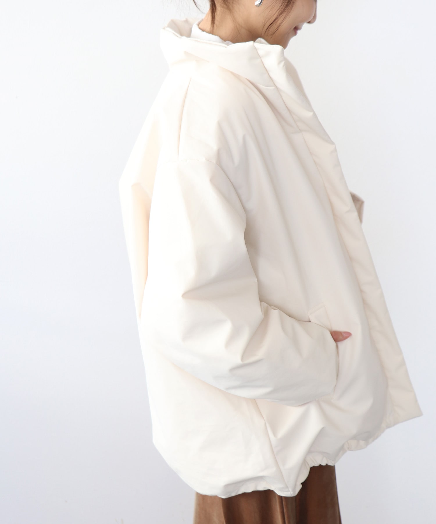 ステッチレス ライナー付きダウンジャケット