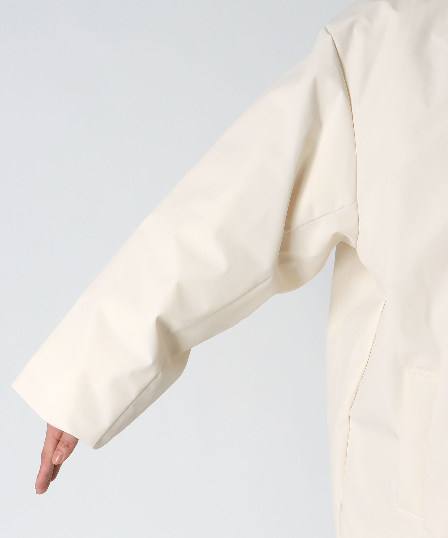 ステッチレス ライナー付きダウンジャケット