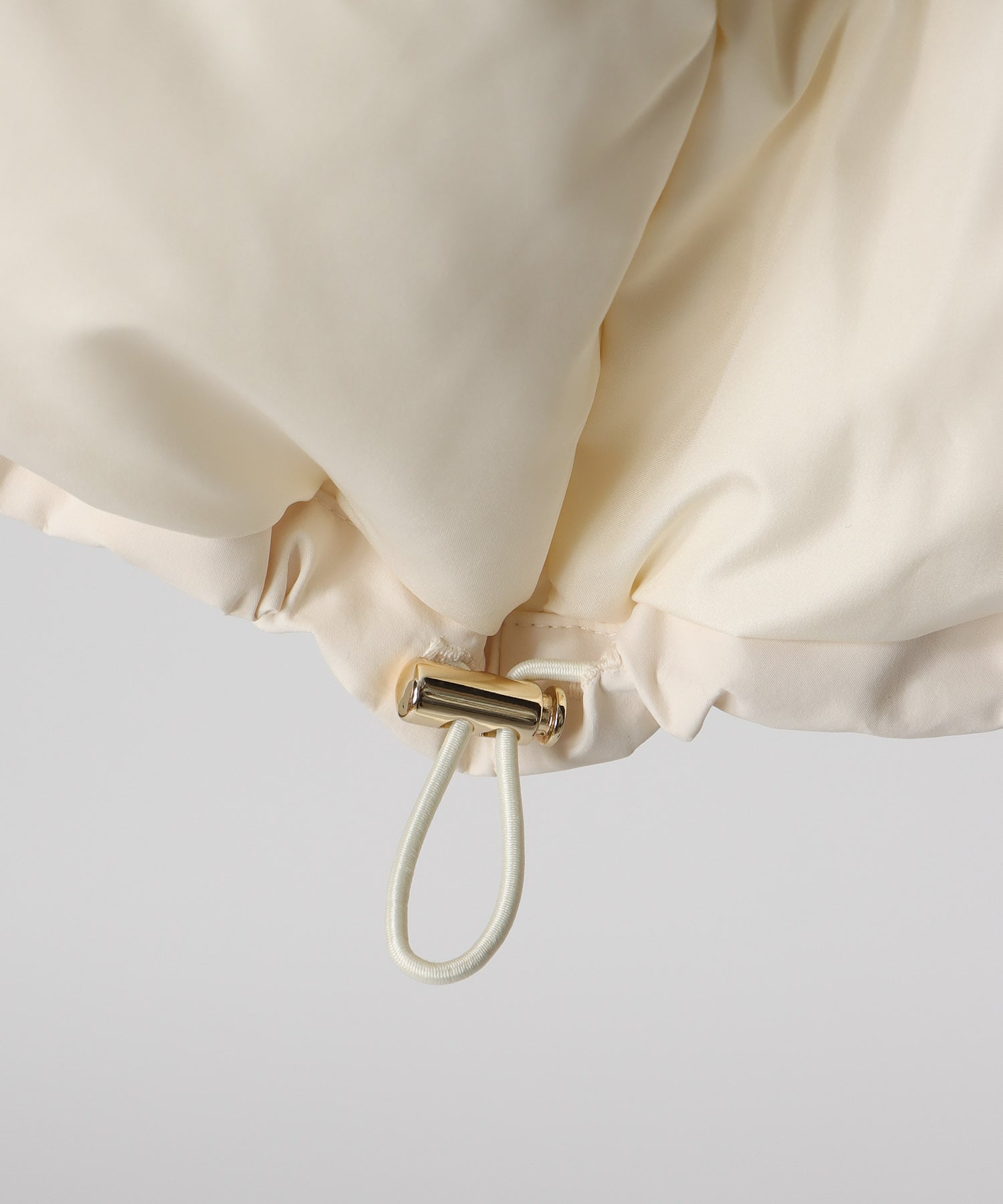 ステッチレス ライナー付きダウンジャケット