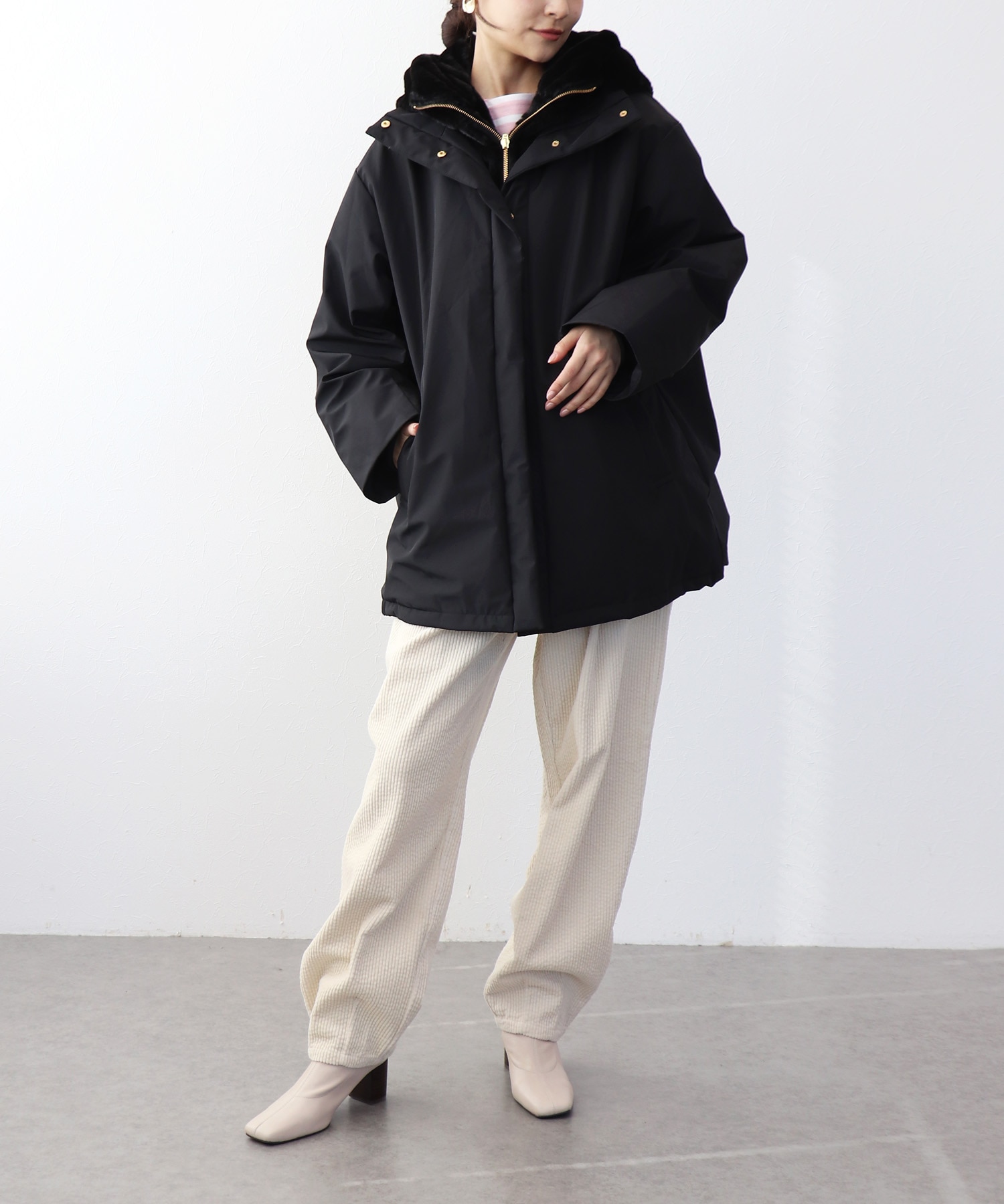 ステッチレス ライナー付きダウンジャケット