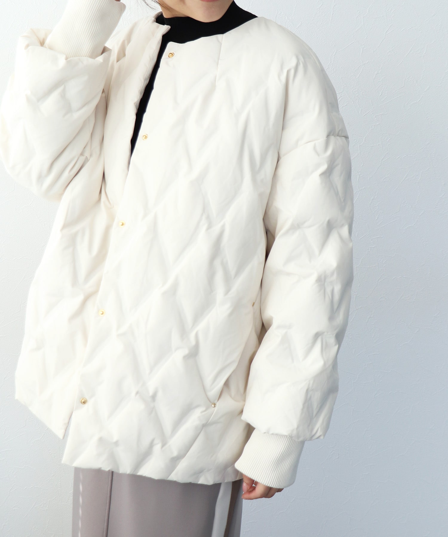 ステッチレスダウンノーカラージャケット