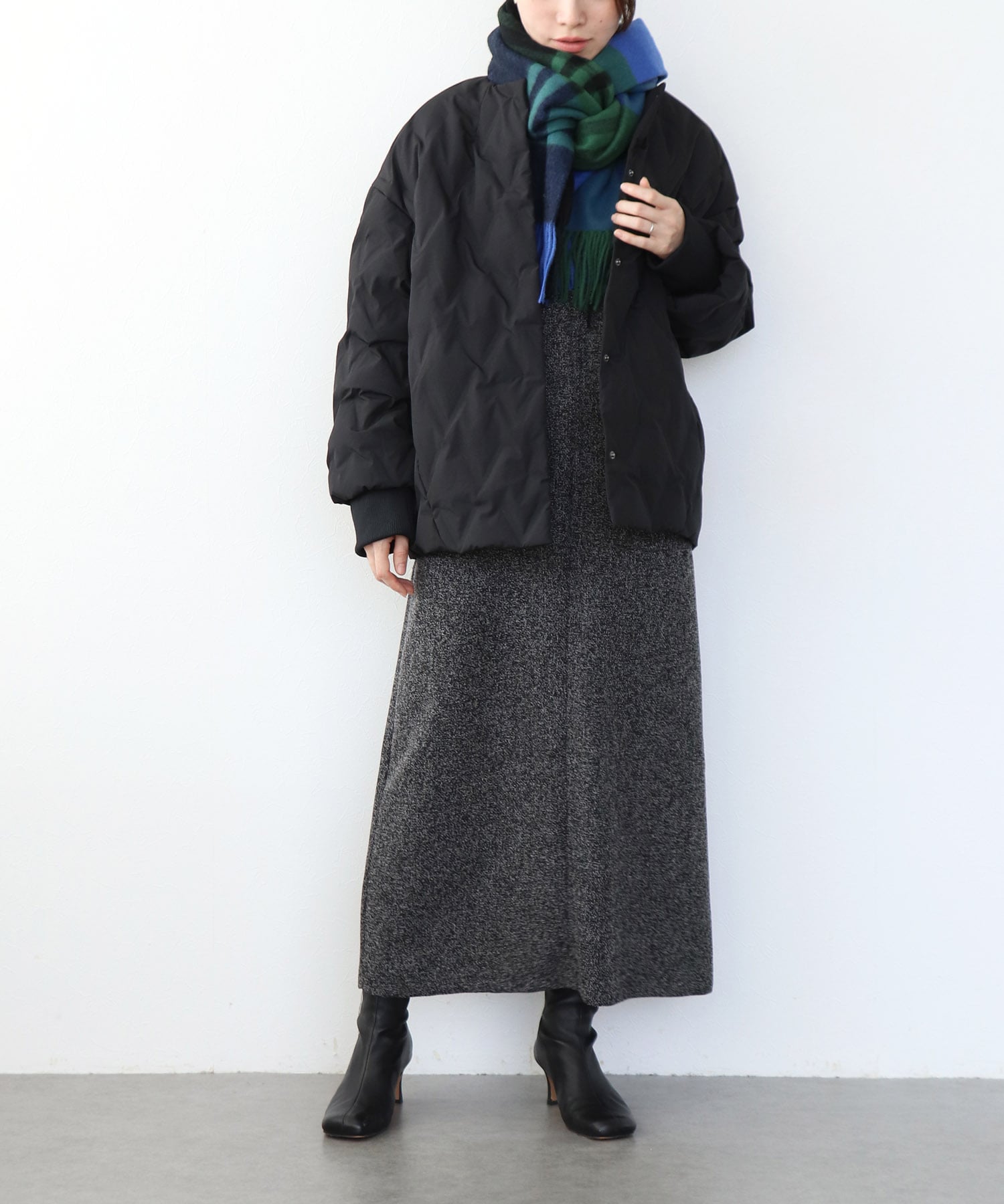 ステッチレスダウンノーカラージャケット