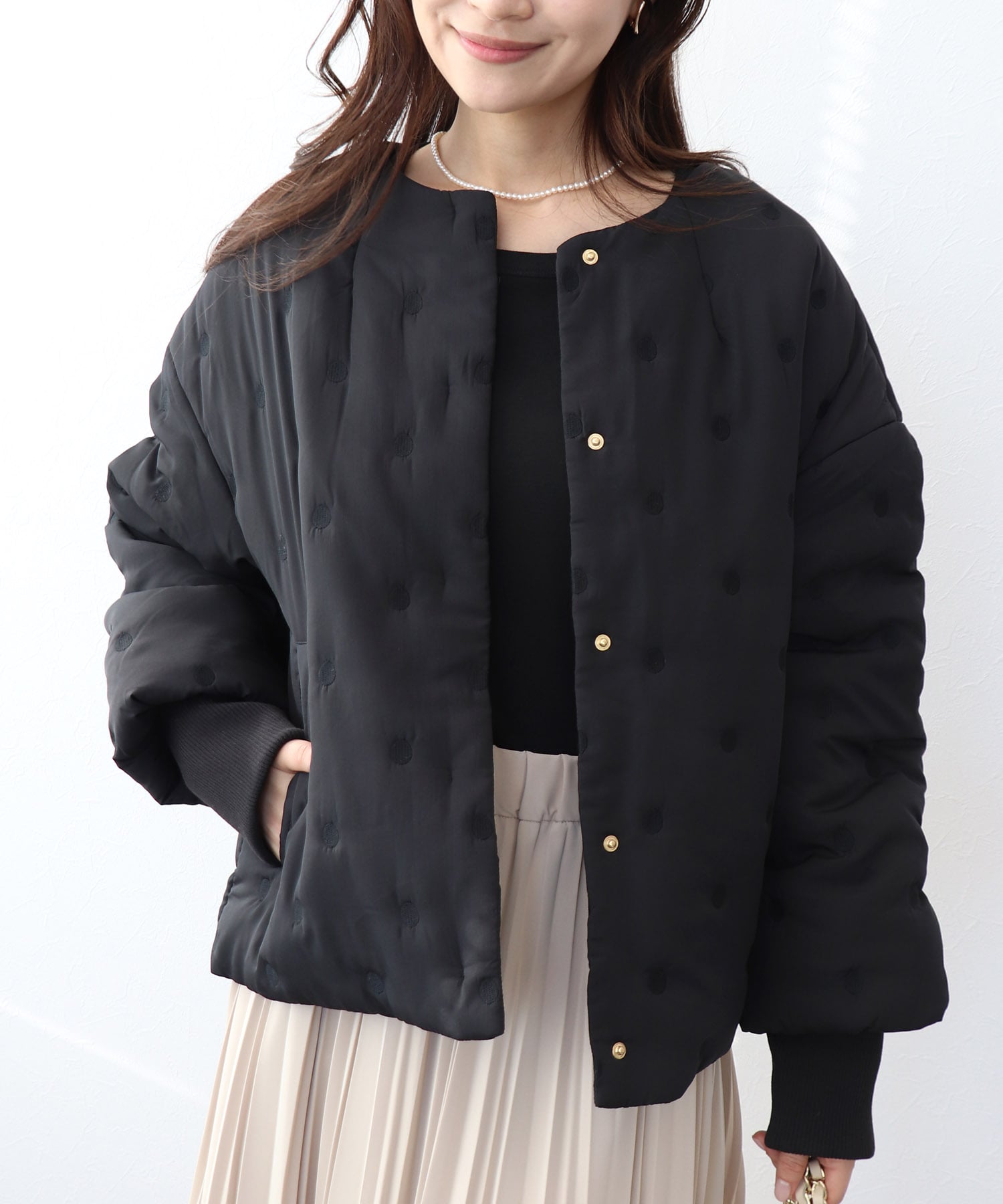 ドット刺繍キルティングノーカラージャケット