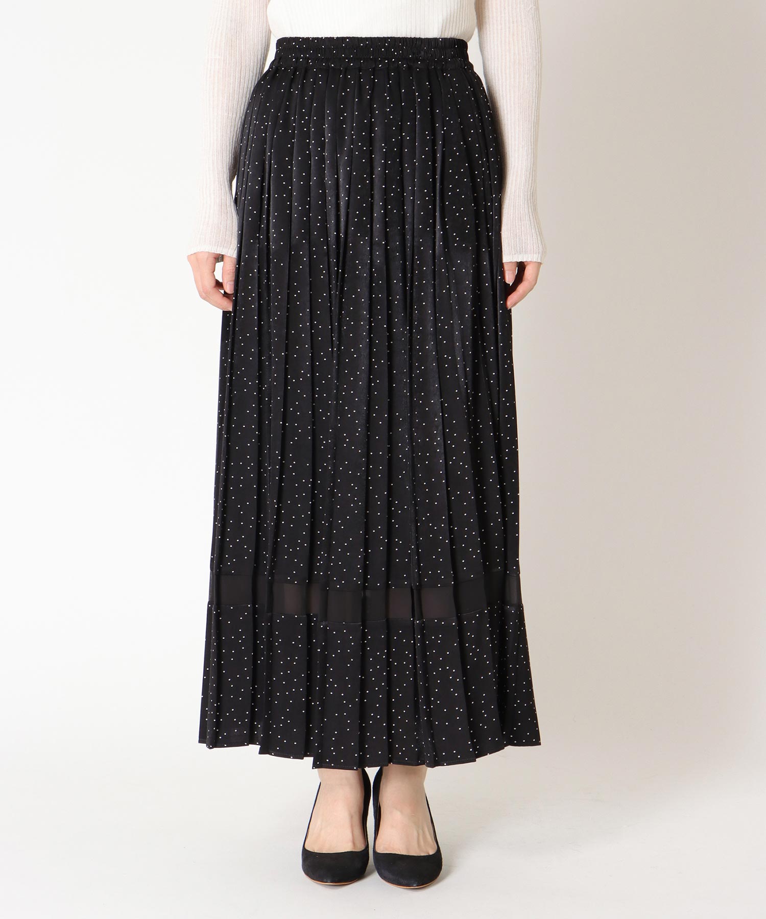 スエード調サテンドットスカート