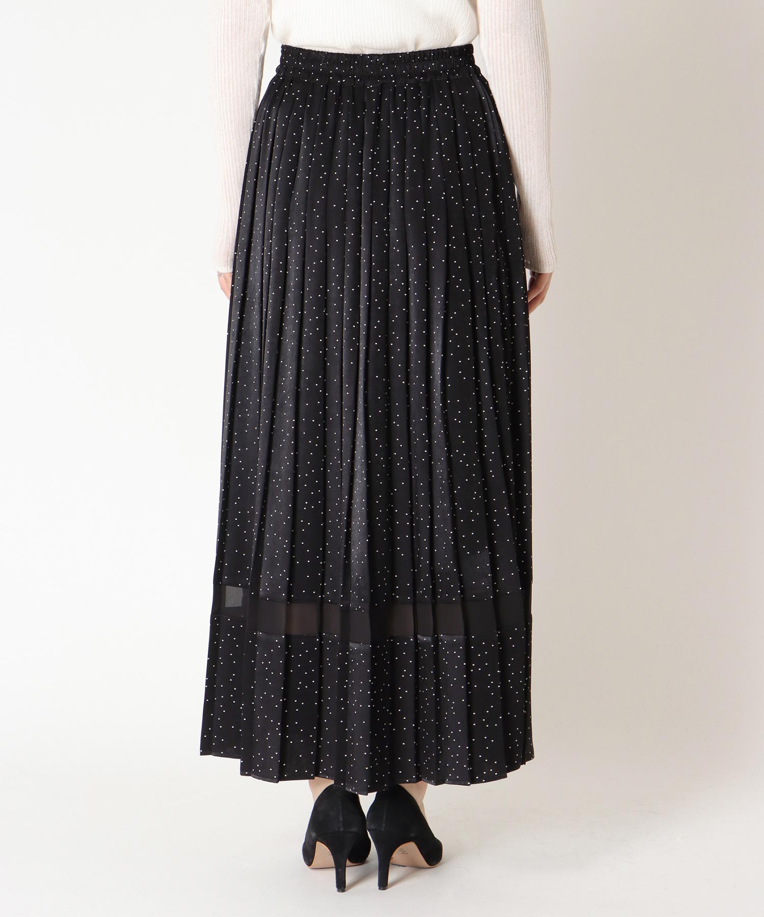 スエード調サテンドットスカート