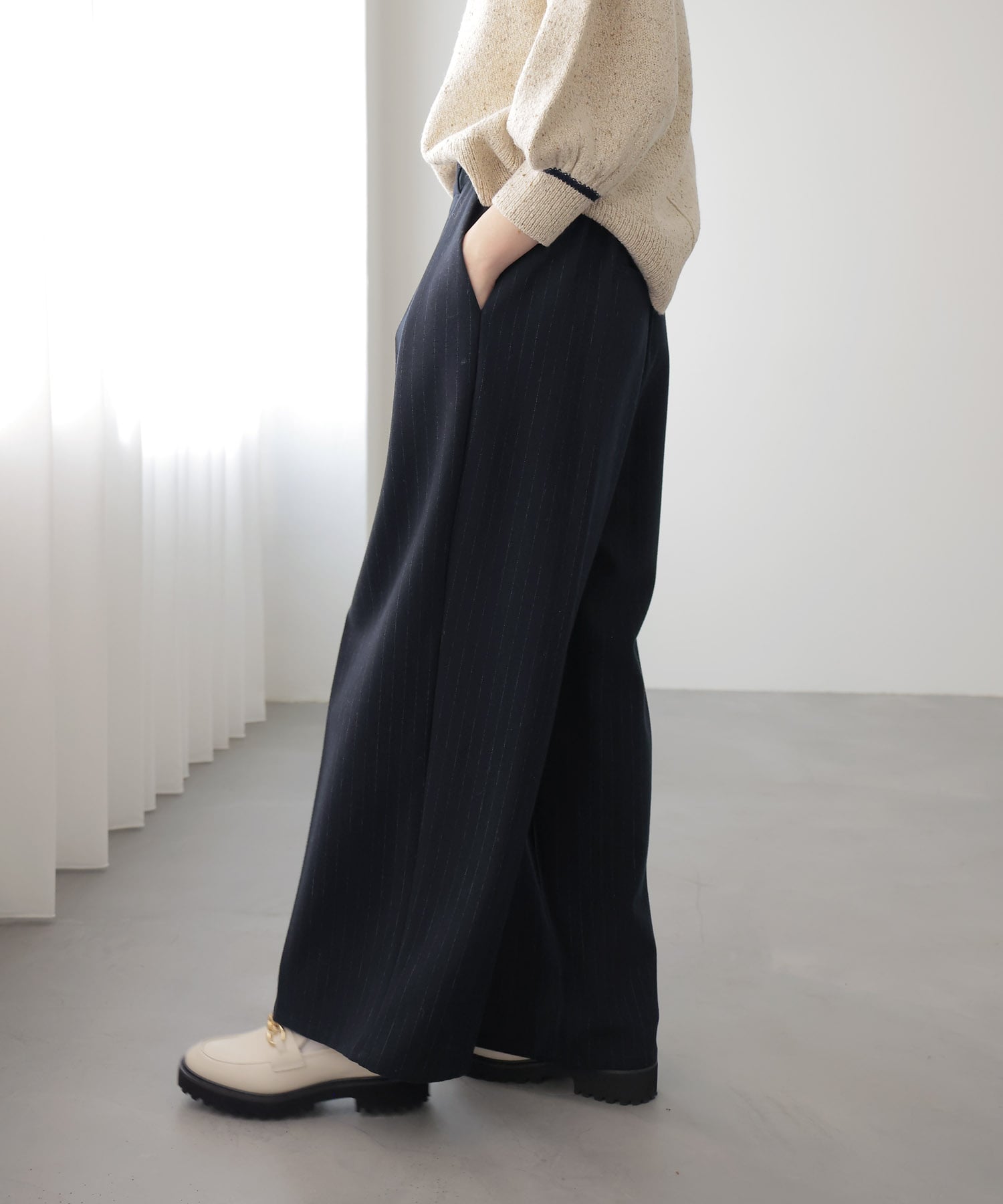 ストライプストレッチワイドパンツ