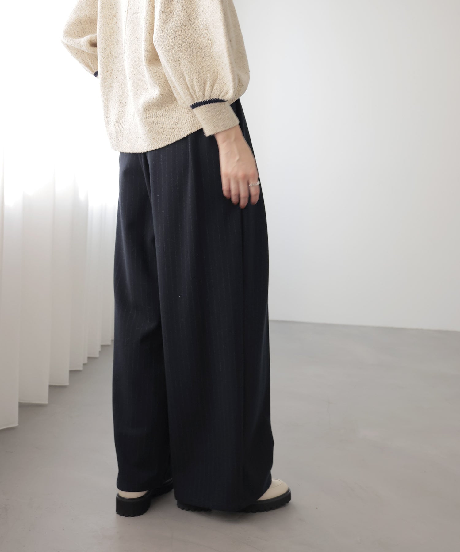 ストライプストレッチワイドパンツ