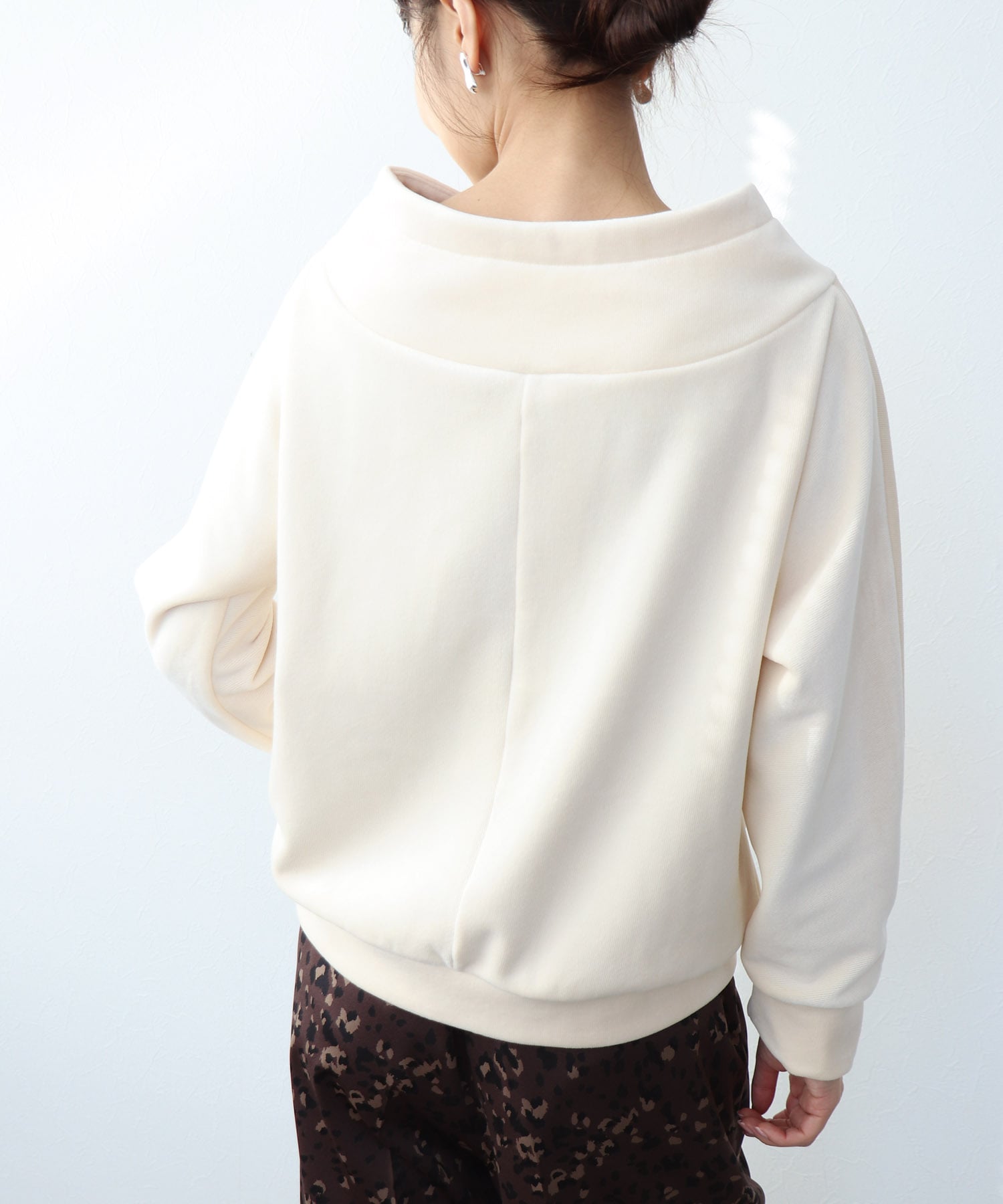 もちふわリブジャージープルオーバー