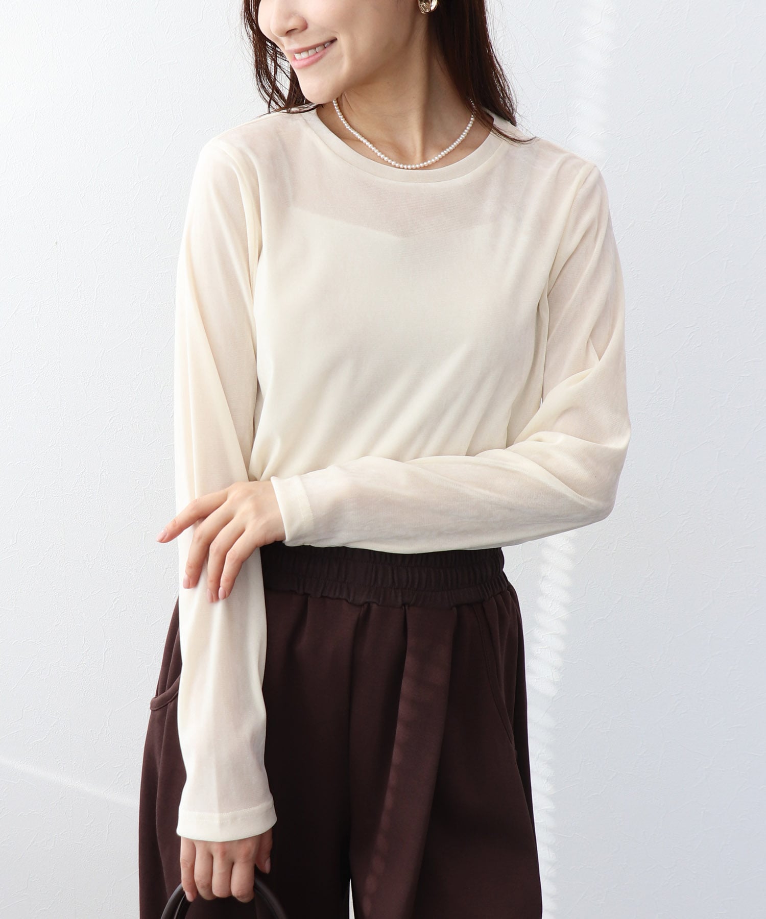 フロッキーメッシュトップス